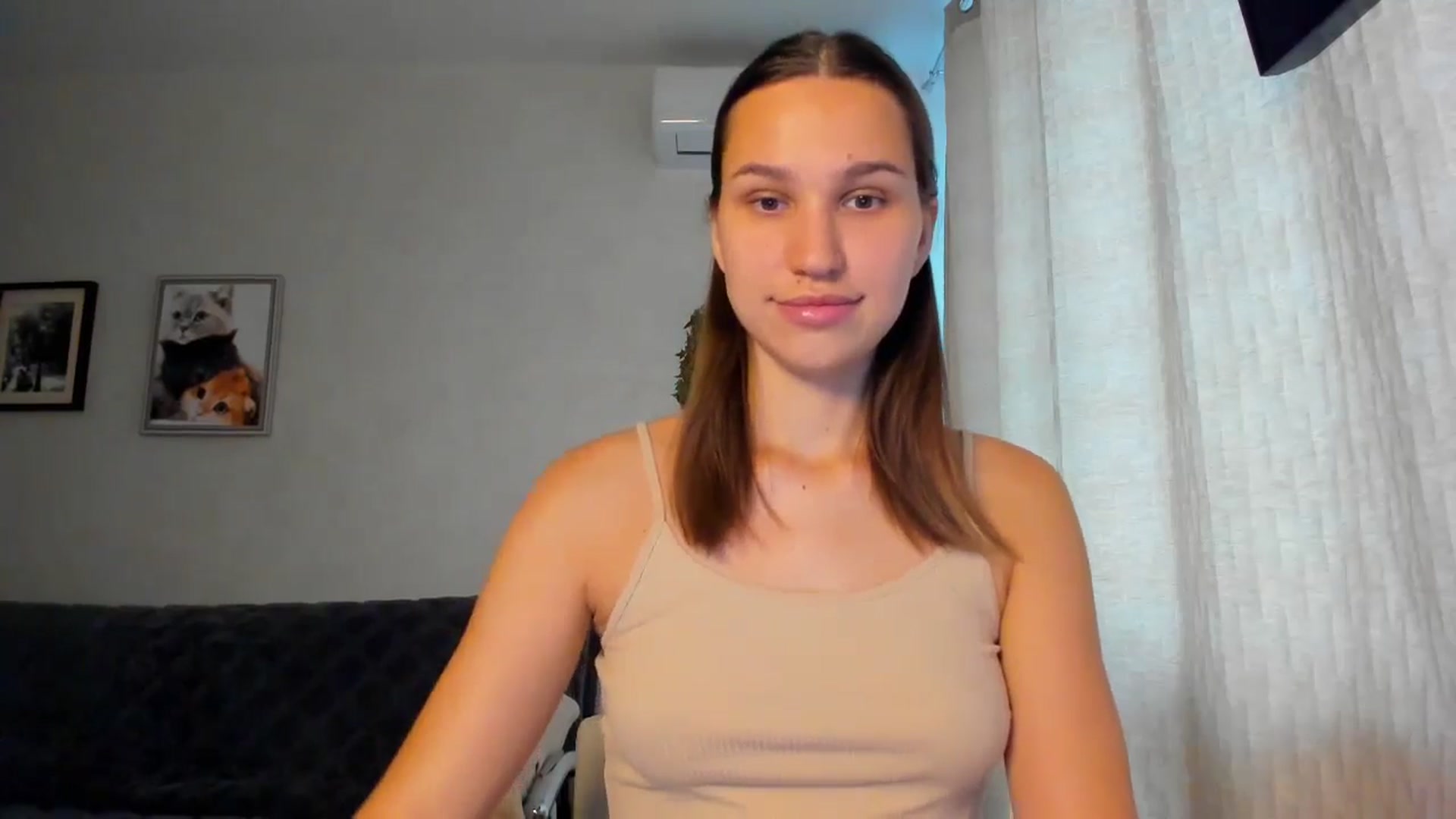 Gallery image thumbnail from WaveOfLove's myfreecams stream on, 10/23/2024, 10:20 image 2 of 20