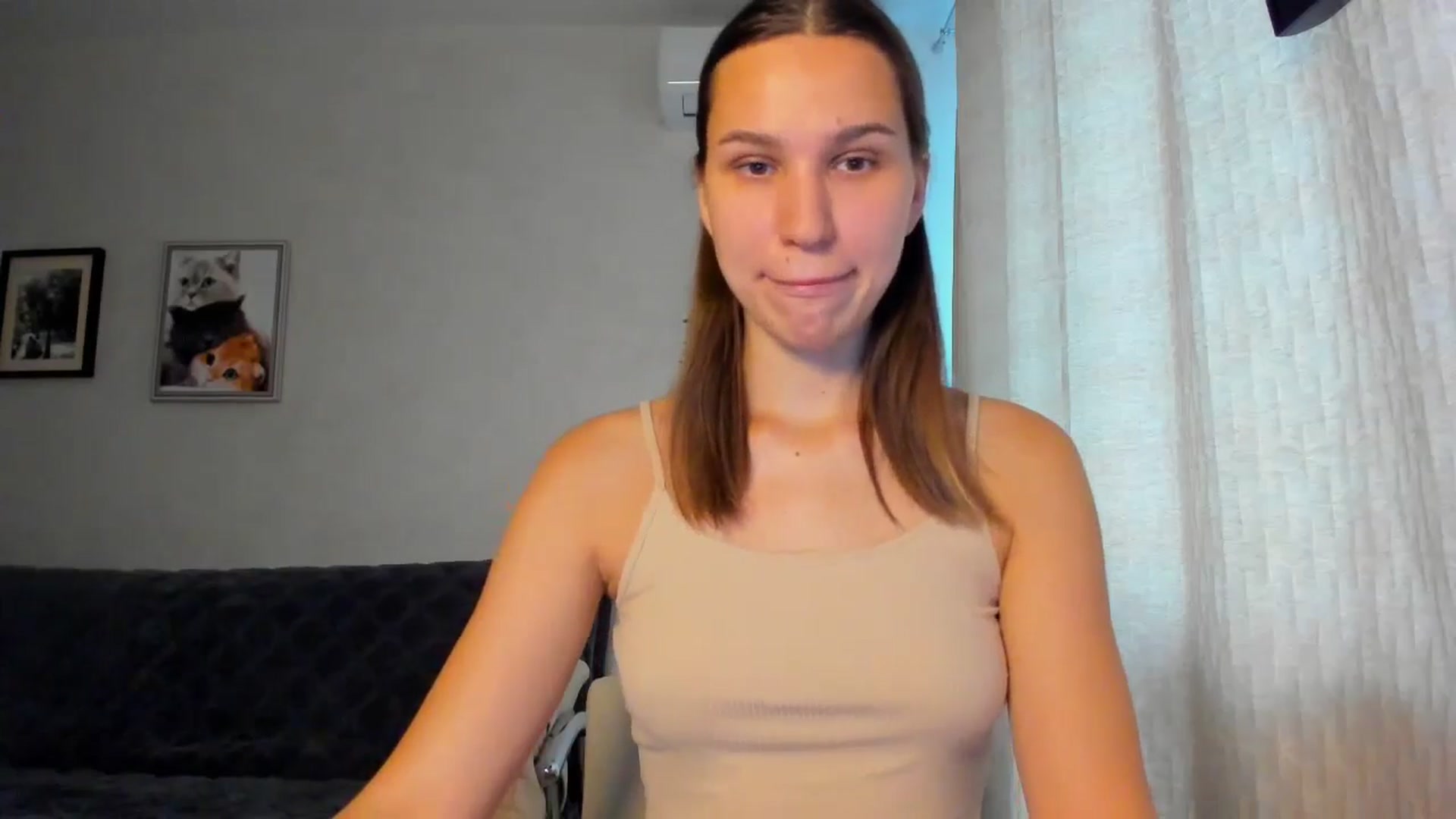 Gallery image thumbnail from WaveOfLove's myfreecams stream on, 10/23/2024, 10:20 image 3 of 20