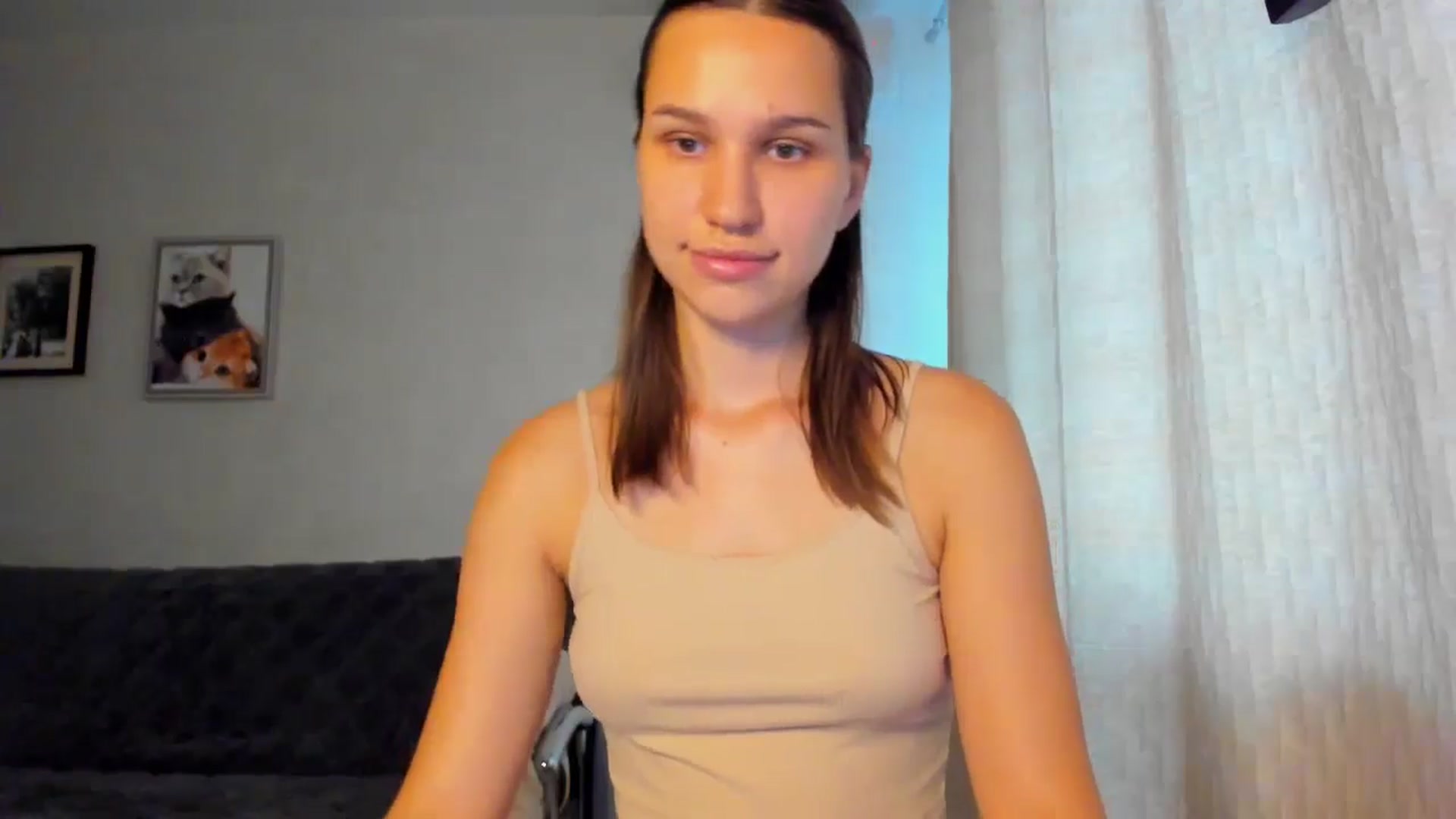 Gallery image thumbnail from WaveOfLove's myfreecams stream on, 10/23/2024, 12:33 image 10 of 20