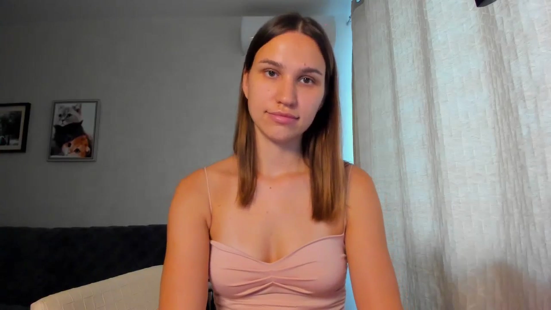 Gallery image thumbnail from WaveOfLove's myfreecams stream on, 10/24/2024, 12:02 image 16 of 20