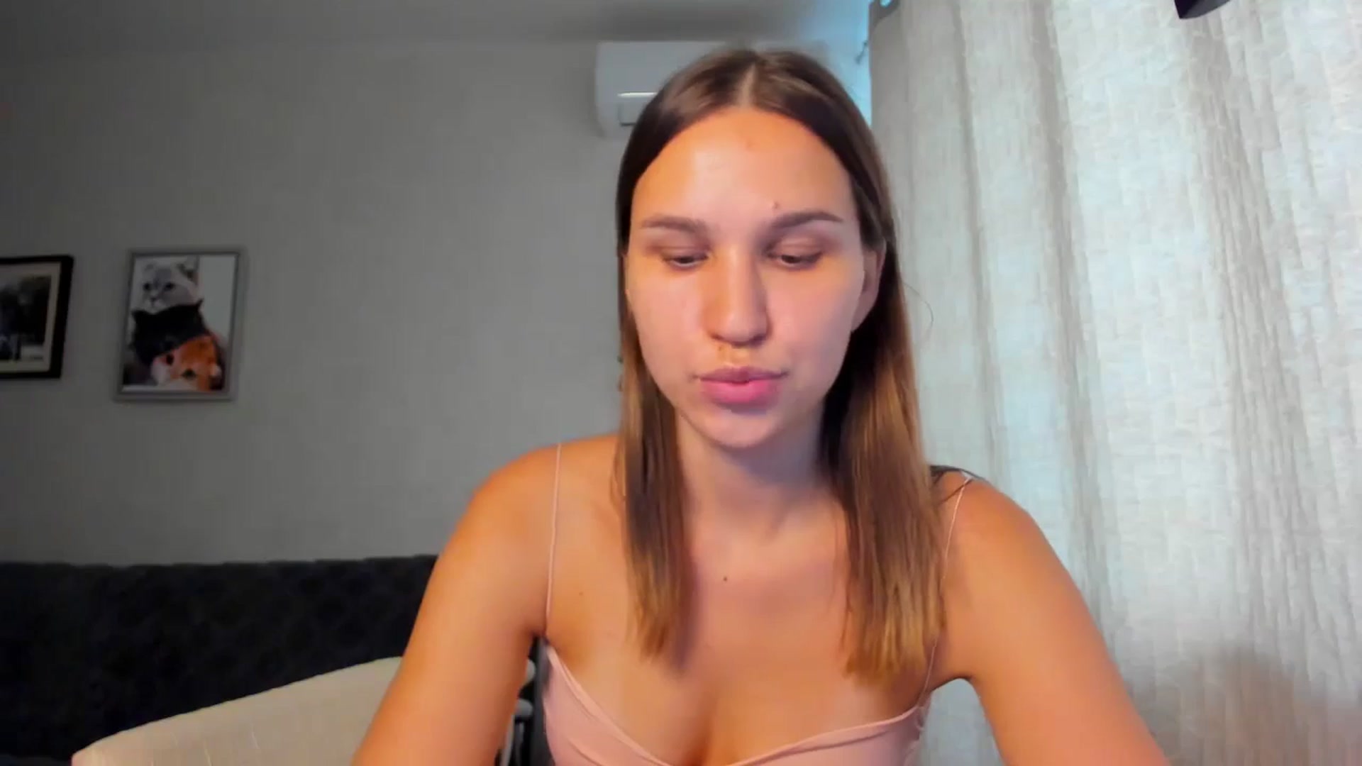 Gallery image thumbnail from WaveOfLove's myfreecams stream on, 10/24/2024, 12:02 image 14 of 20