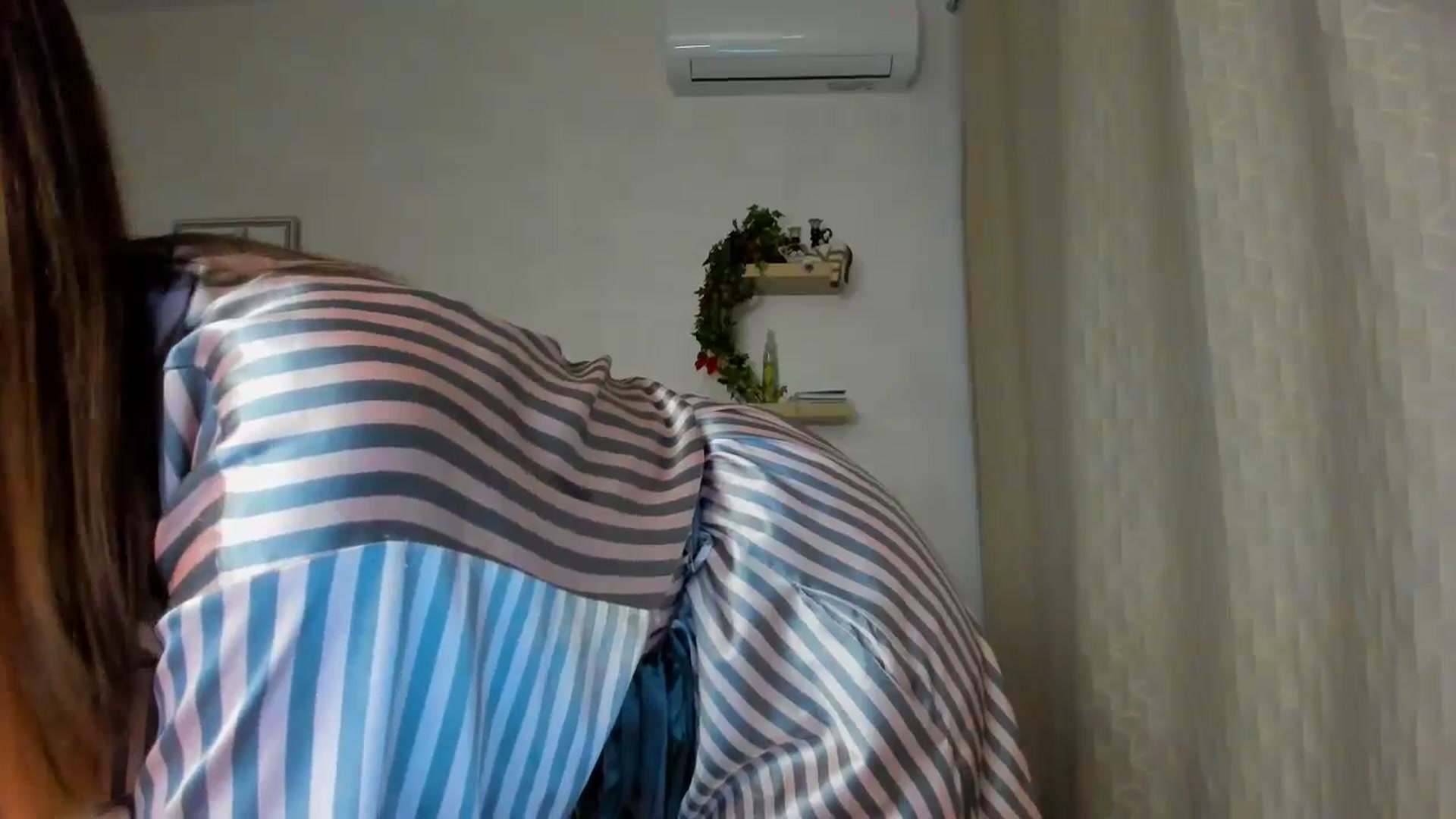Gallery image thumbnail from WaveOfLove's myfreecams stream on, 11/04/2024, 13:25 image 14 of 20