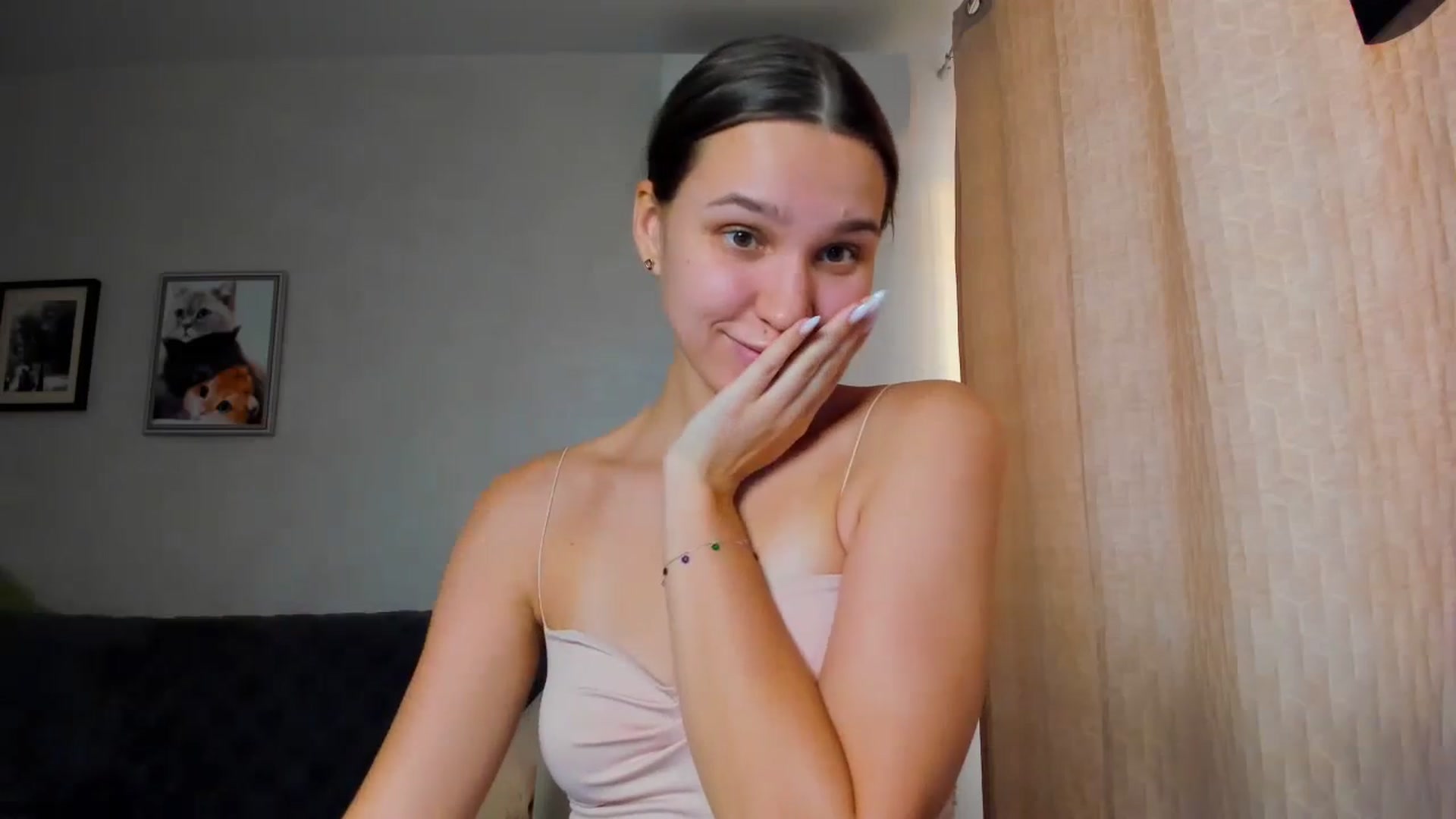 Gallery image thumbnail from WaveOfLove's myfreecams stream on, 11/05/2024, 13:06 image 12 of 20