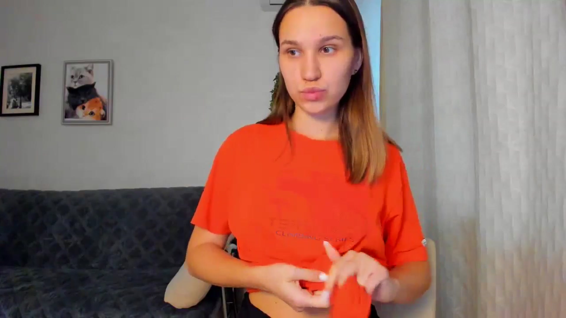 Gallery image thumbnail from WaveOfLove's myfreecams stream on, 11/19/2024, 11:28 image 7 of 20