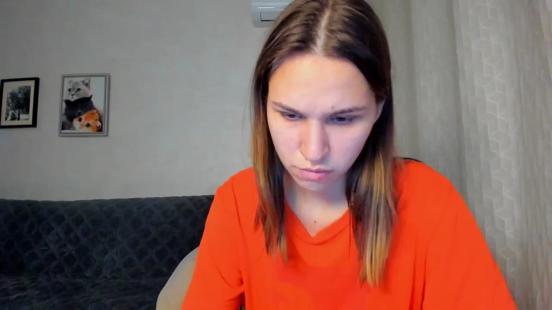 Gallery image thumbnail from WaveOfLove's myfreecams stream on, 11/19/2024, 12:43 image 18 of 20