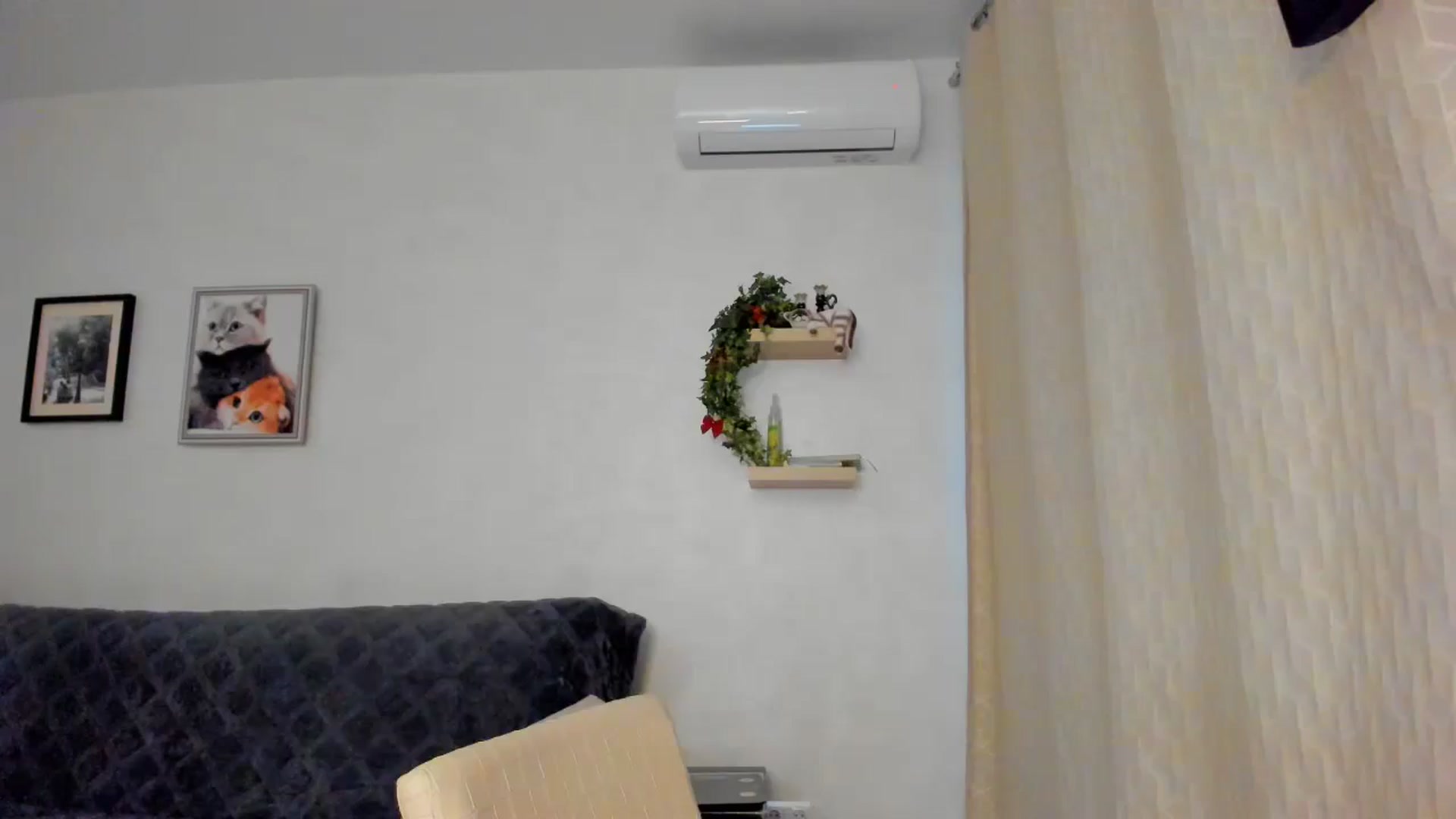 Gallery image thumbnail from WaveOfLove's myfreecams stream on, 11/21/2024, 12:27 image 20 of 20