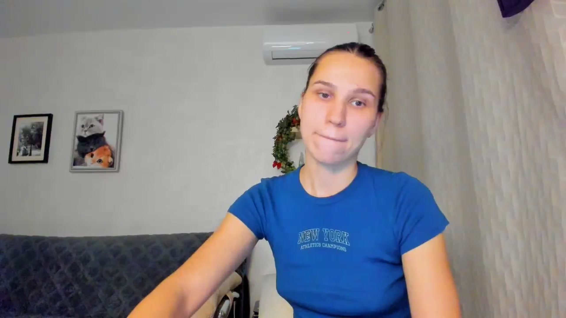 Gallery image thumbnail from WaveOfLove's myfreecams stream on, 11/21/2024, 13:09 image 3 of 20