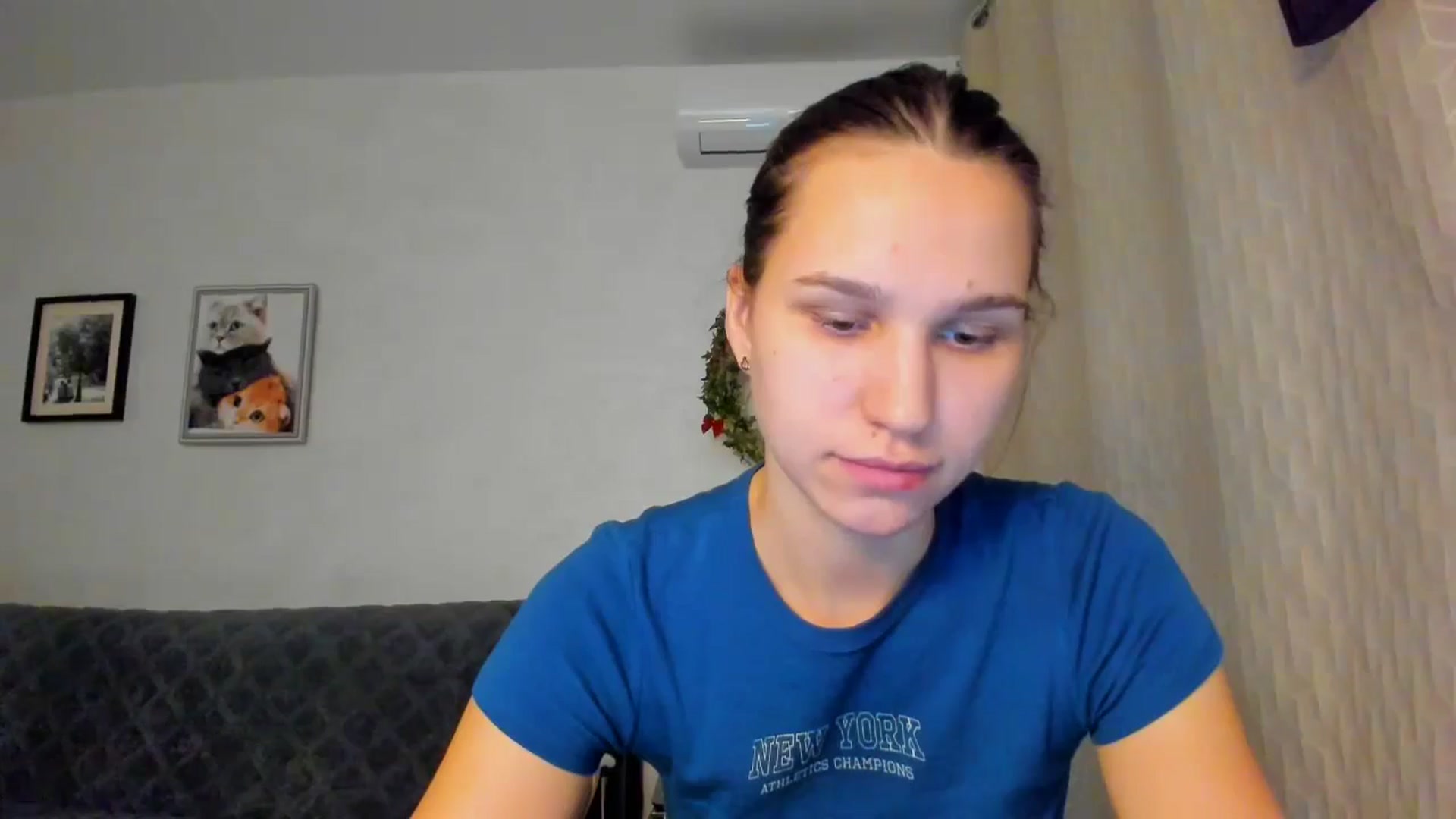 Gallery image thumbnail from WaveOfLove's myfreecams stream on, 11/21/2024, 13:09 image 11 of 20
