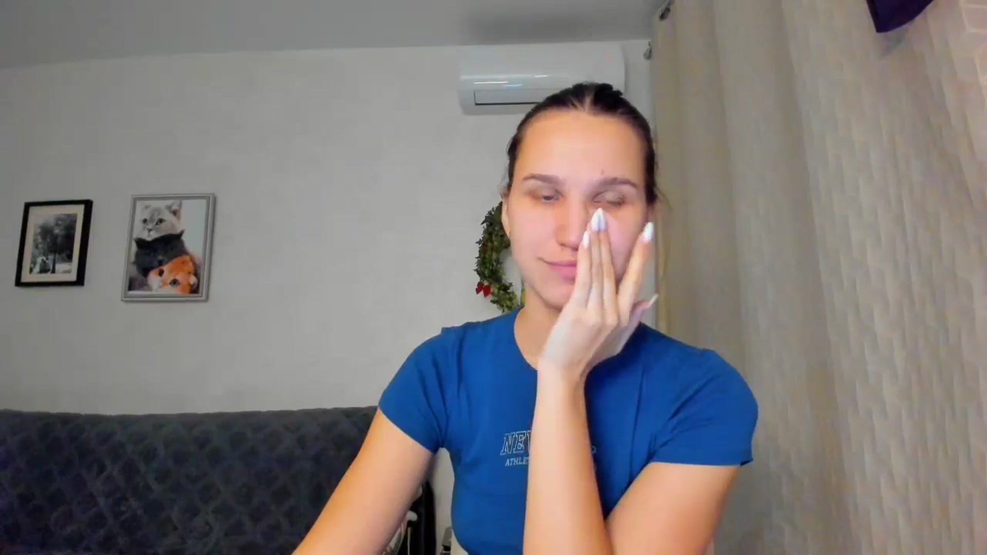 Gallery image thumbnail from WaveOfLove's myfreecams stream on, 11/21/2024, 13:09 image 13 of 20