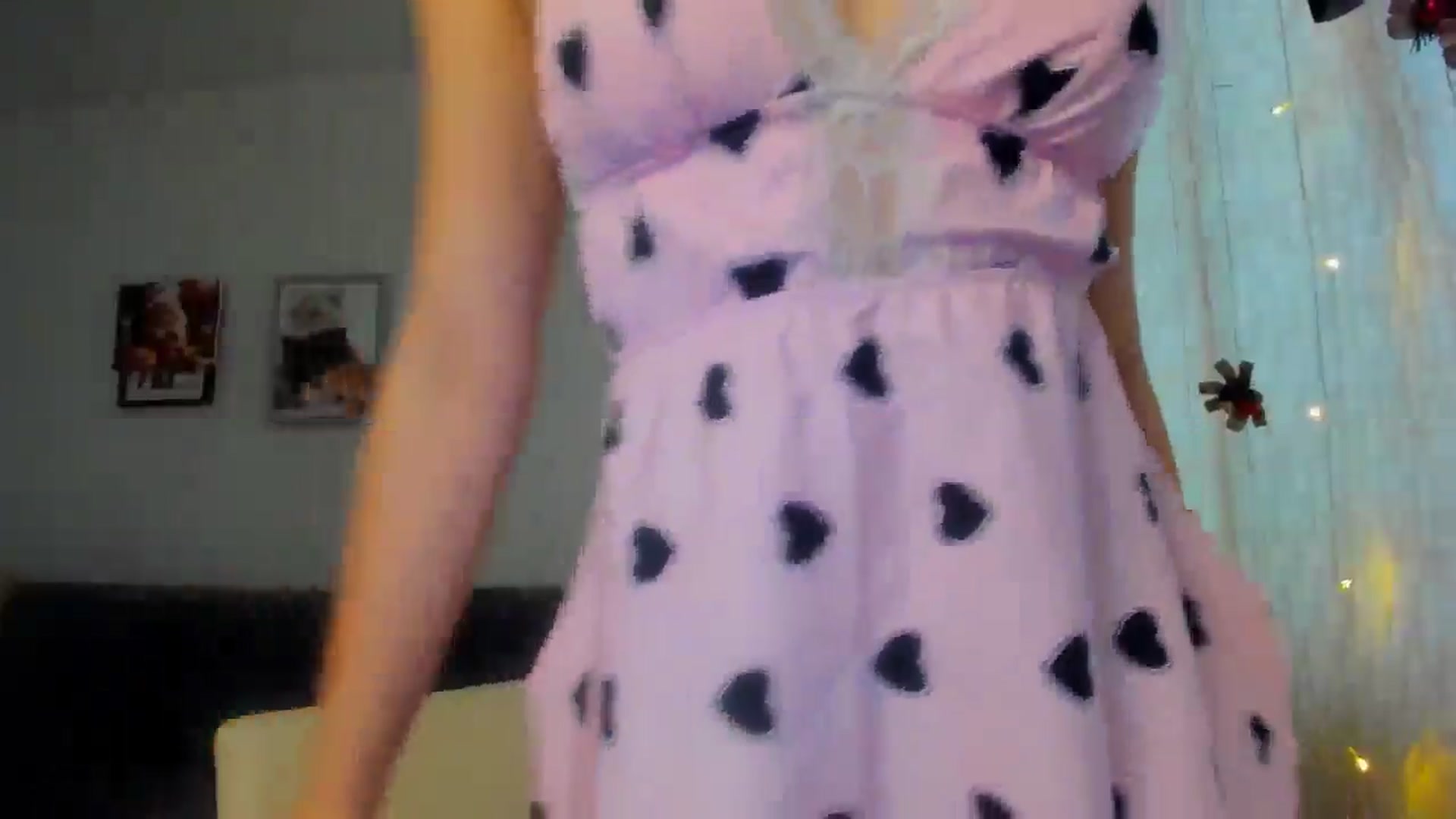 Gallery image thumbnail from WaveOfLove's myfreecams stream on, 12/13/2024, 11:23 image 6 of 20