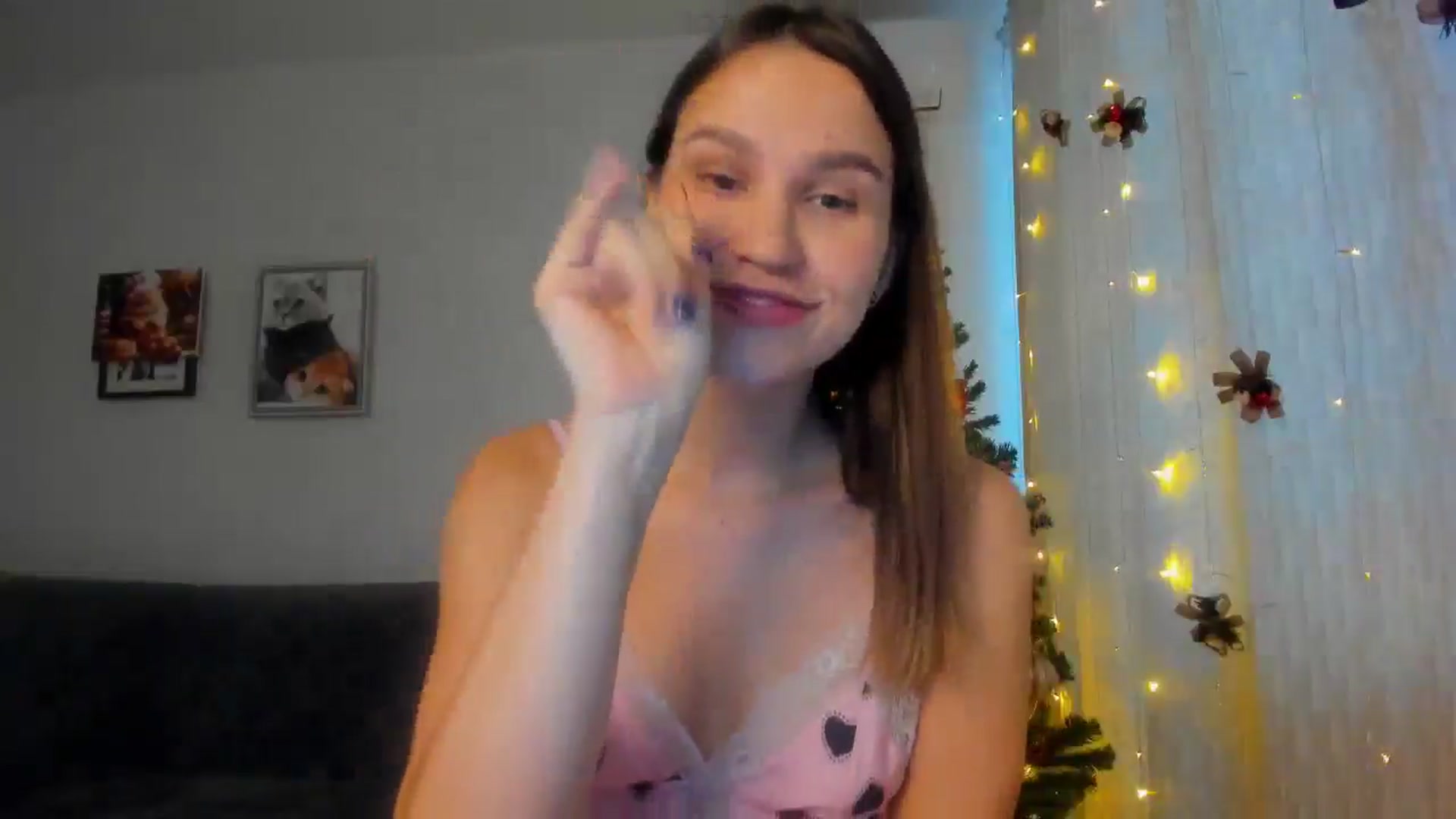 Gallery image thumbnail from WaveOfLove's myfreecams stream on, 12/13/2024, 12:37 image 3 of 20