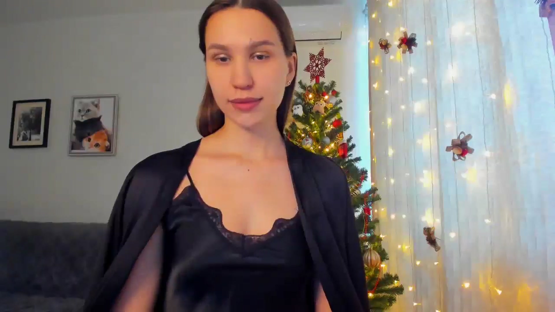 Gallery image thumbnail from WaveOfLove's myfreecams stream on, 12/17/2024, 11:54 image 3 of 20
