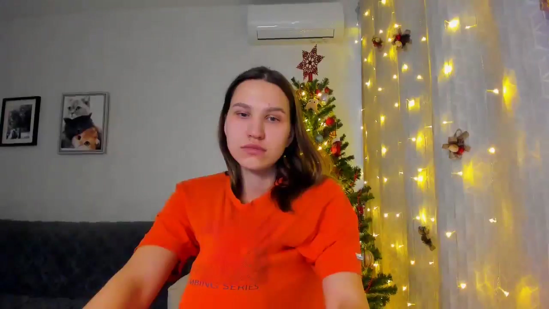 Gallery image thumbnail from WaveOfLove's myfreecams stream on, 12/17/2024, 13:16 image 14 of 20