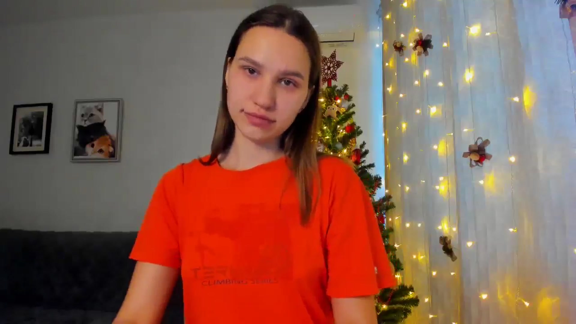 Gallery image thumbnail from WaveOfLove's myfreecams stream on, 12/17/2024, 13:16 image 4 of 20