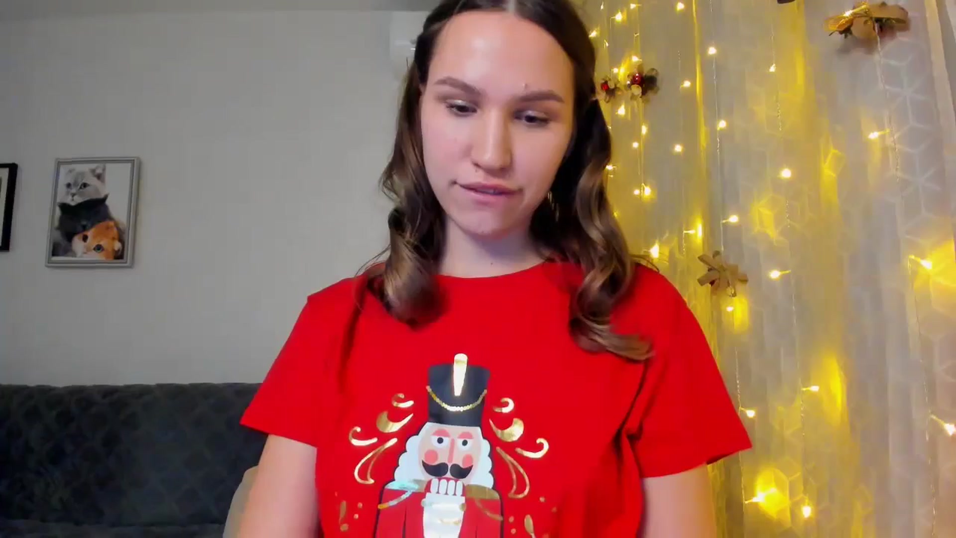 Gallery image thumbnail from WaveOfLove's myfreecams stream on, 12/25/2024, 17:07 image 10 of 20