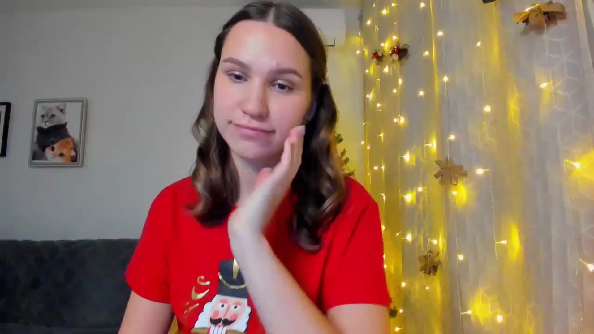 Gallery image thumbnail from WaveOfLove's myfreecams stream on, 12/25/2024, 17:07 image 1 of 20