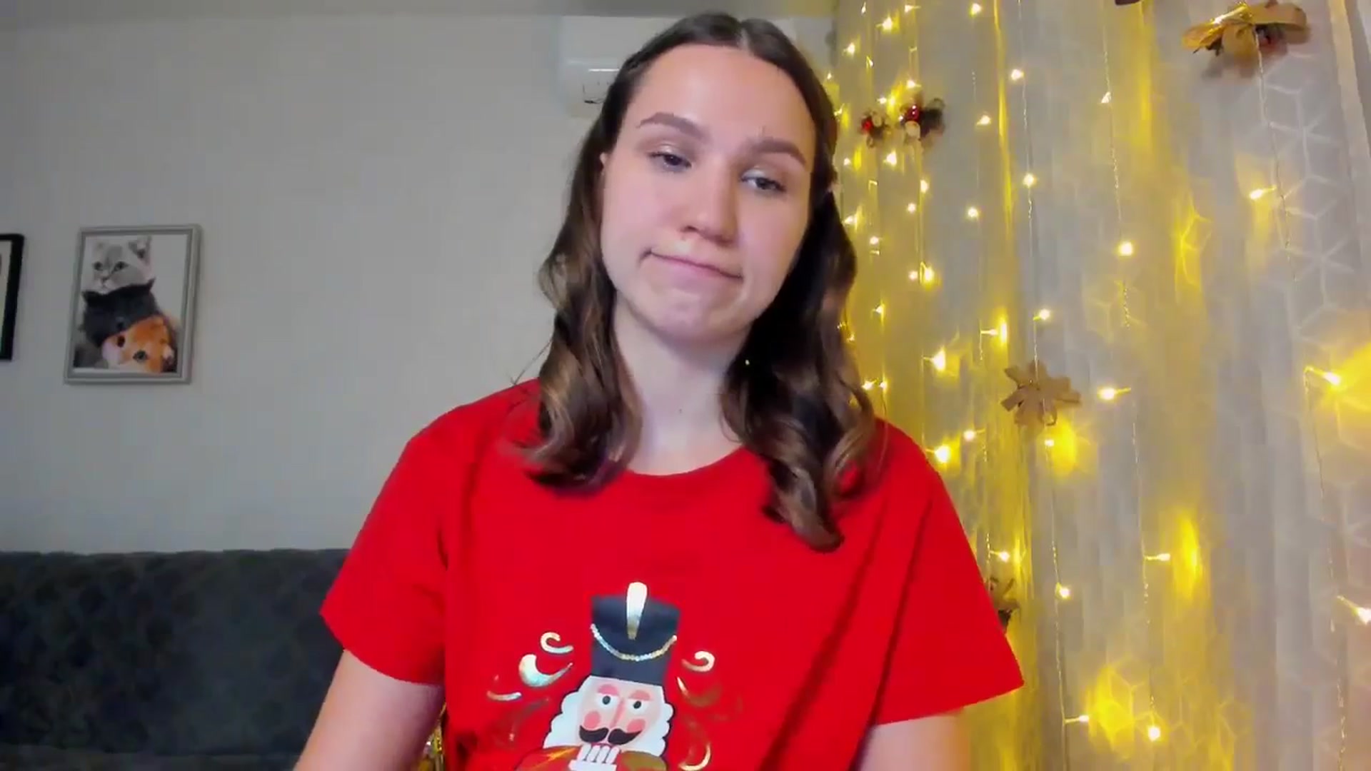 Gallery image thumbnail from WaveOfLove's myfreecams stream on, 12/25/2024, 17:07 image 3 of 20