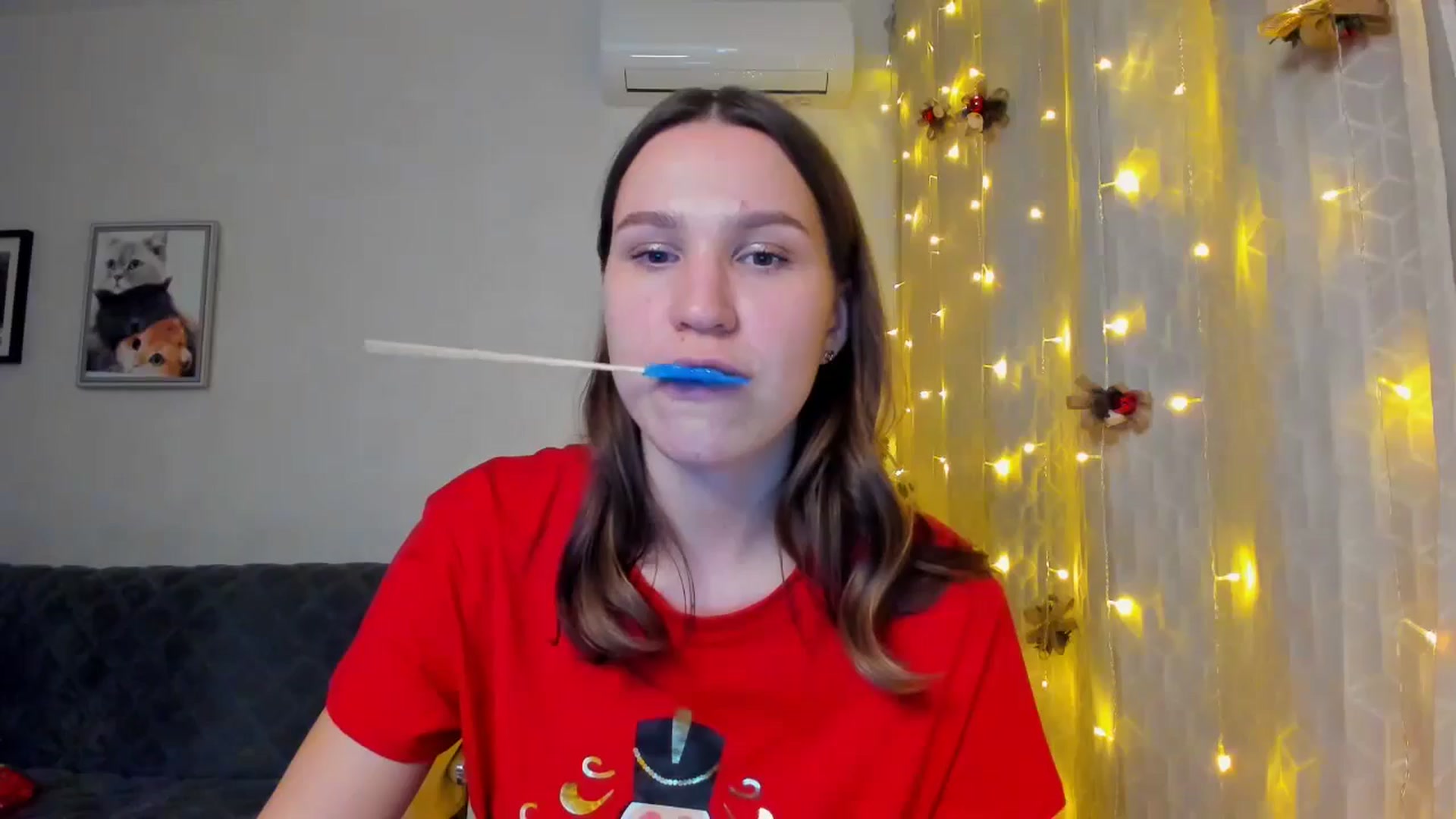 Gallery image thumbnail from WaveOfLove's myfreecams stream on, 12/25/2024, 18:29 image 19 of 20