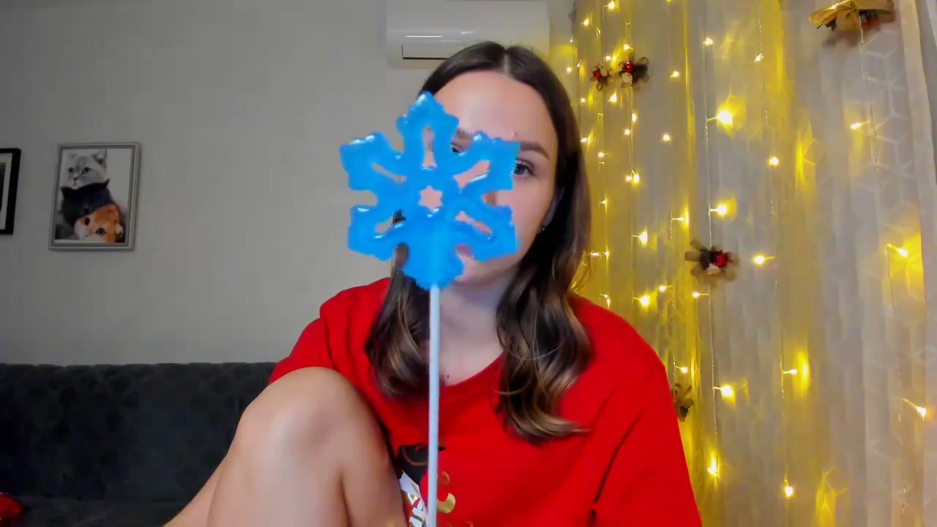 Gallery image thumbnail from WaveOfLove's myfreecams stream on, 12/25/2024, 18:29 image 14 of 20