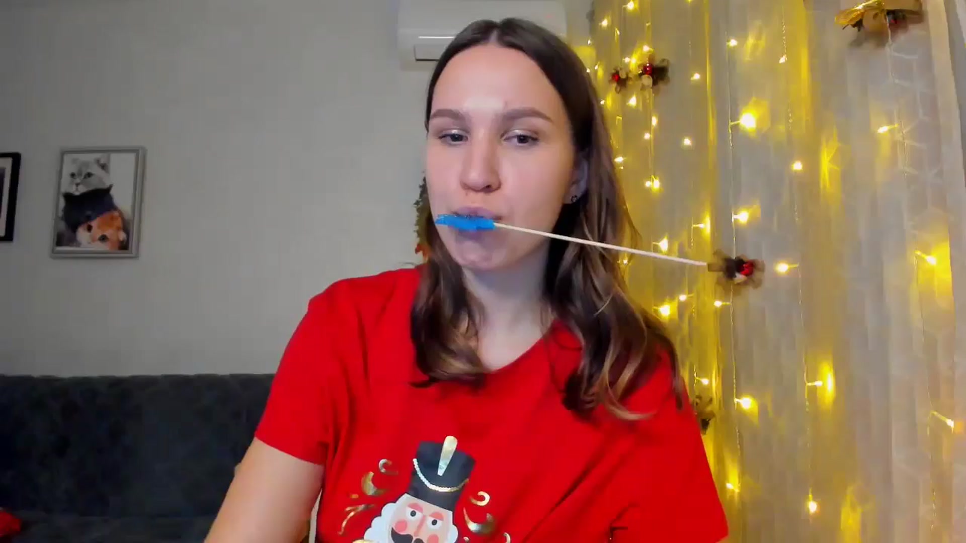 Gallery image thumbnail from WaveOfLove's myfreecams stream on, 12/25/2024, 18:29 image 20 of 20