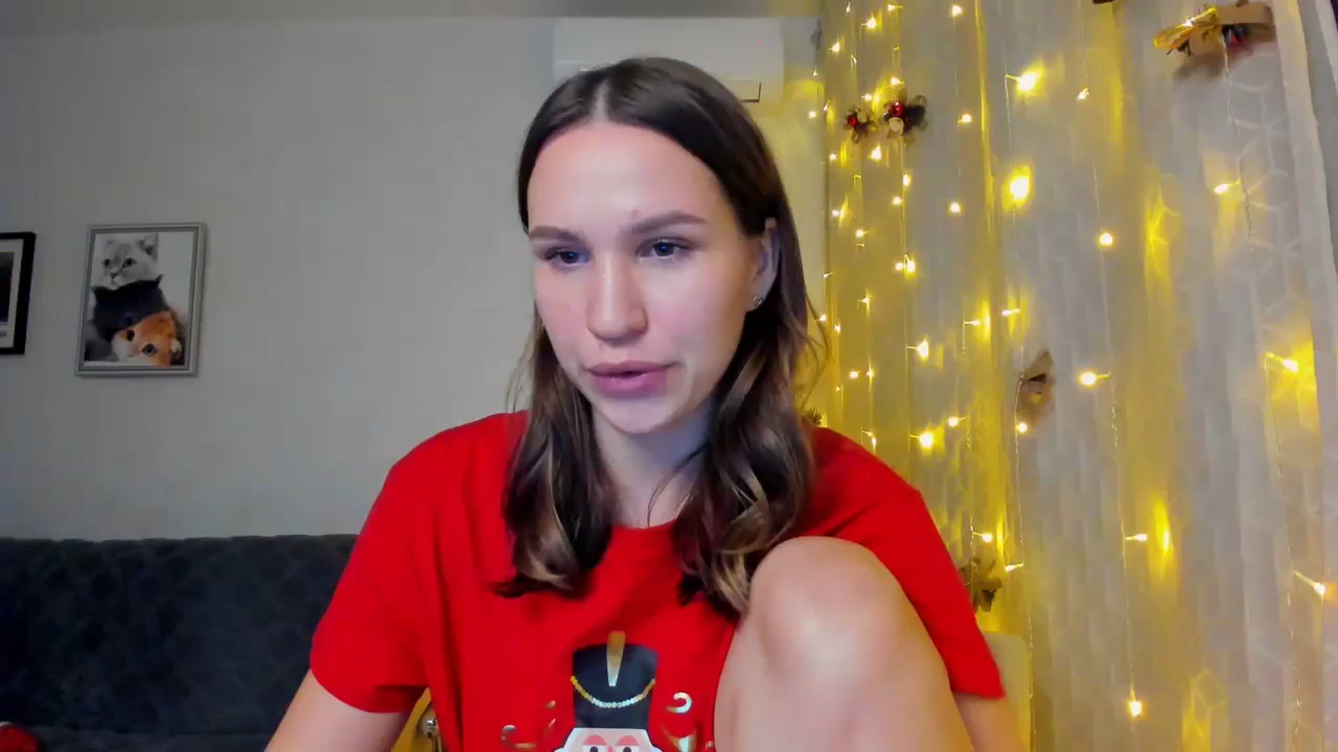 Gallery image thumbnail from WaveOfLove's myfreecams stream on, 12/25/2024, 19:29 image 1 of 20