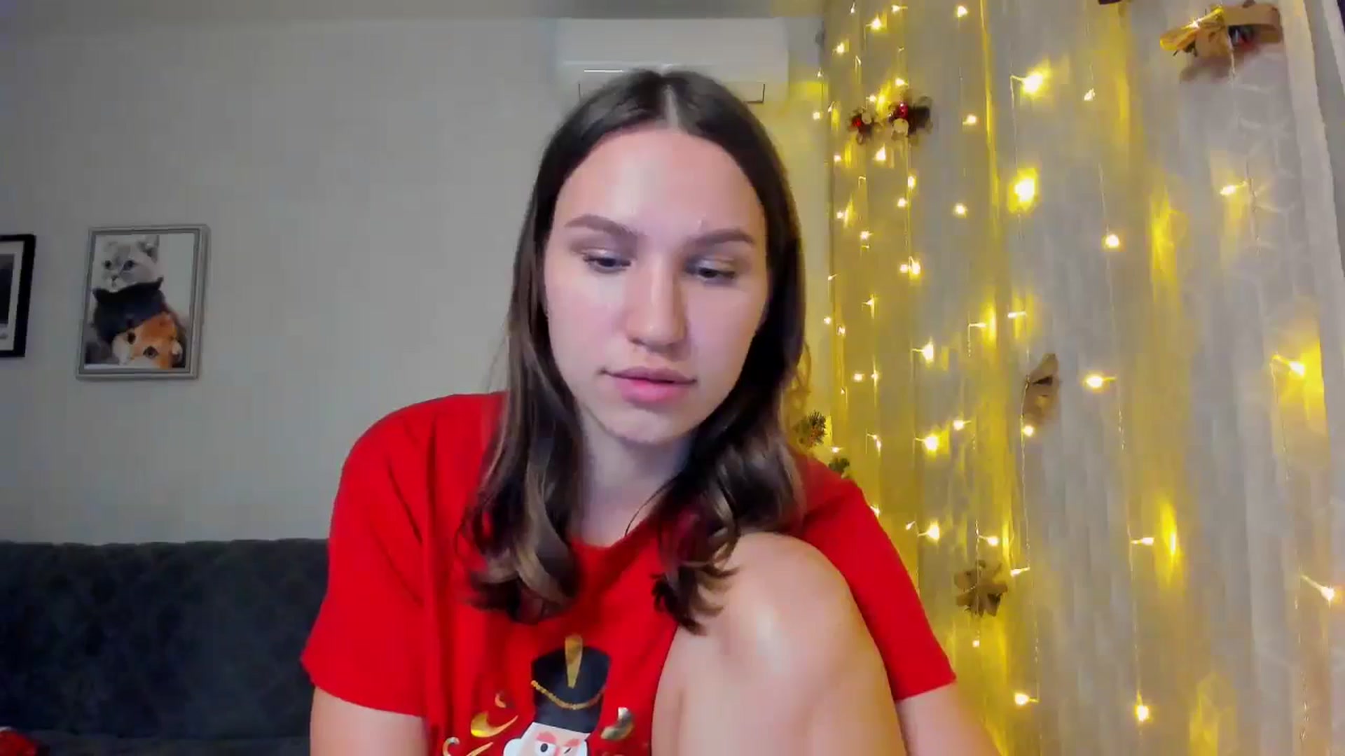 Gallery image thumbnail from WaveOfLove's myfreecams stream on, 12/25/2024, 19:29 image 7 of 20