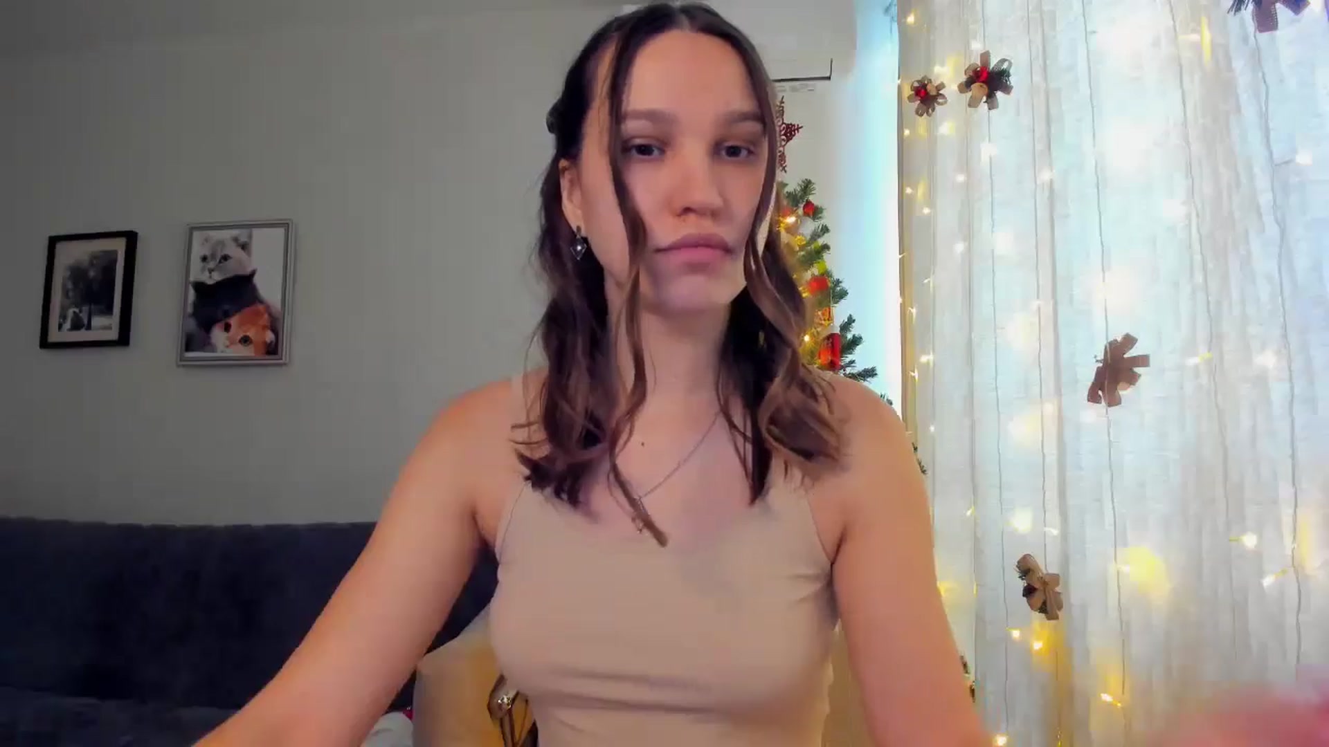 Gallery image thumbnail from WaveOfLove's myfreecams stream on, 12/30/2024, 10:31 image 3 of 20