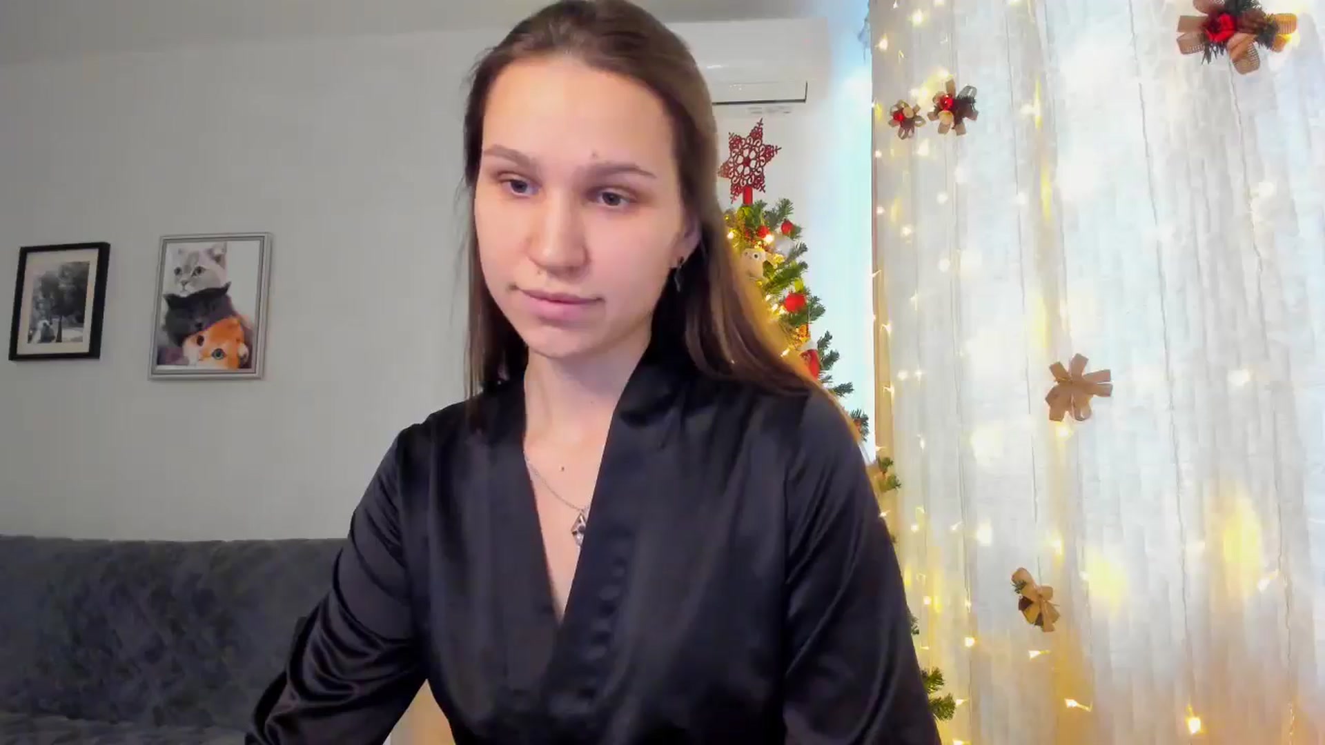 Gallery image thumbnail from WaveOfLove's myfreecams stream on, 12/31/2024, 09:12 image 7 of 20