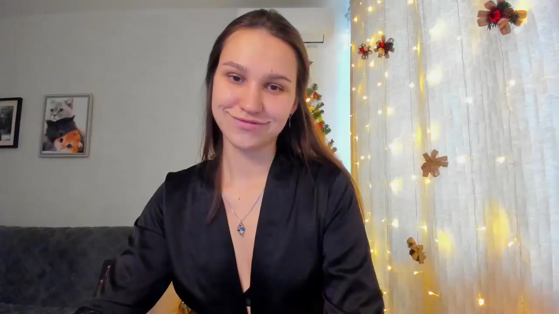 Gallery image thumbnail from WaveOfLove's myfreecams stream on, 12/31/2024, 09:12 image 9 of 20