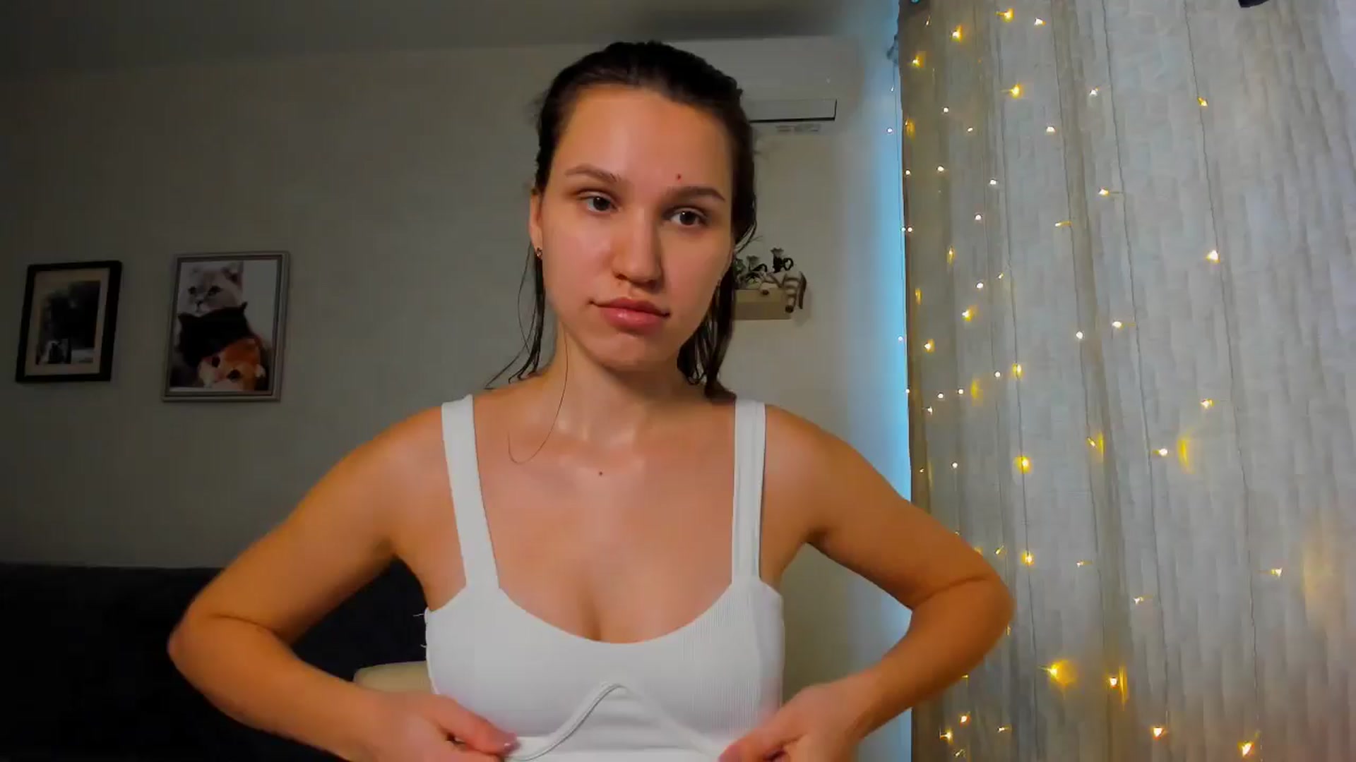 Gallery image thumbnail from WaveOfLove's myfreecams stream on, 01/23/2025, 11:42 image 1 of 20