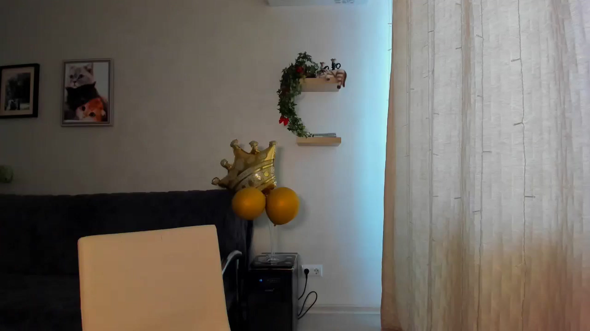 Gallery image thumbnail from WaveOfLove's myfreecams stream on, 02/13/2025, 11:16 image 20 of 20
