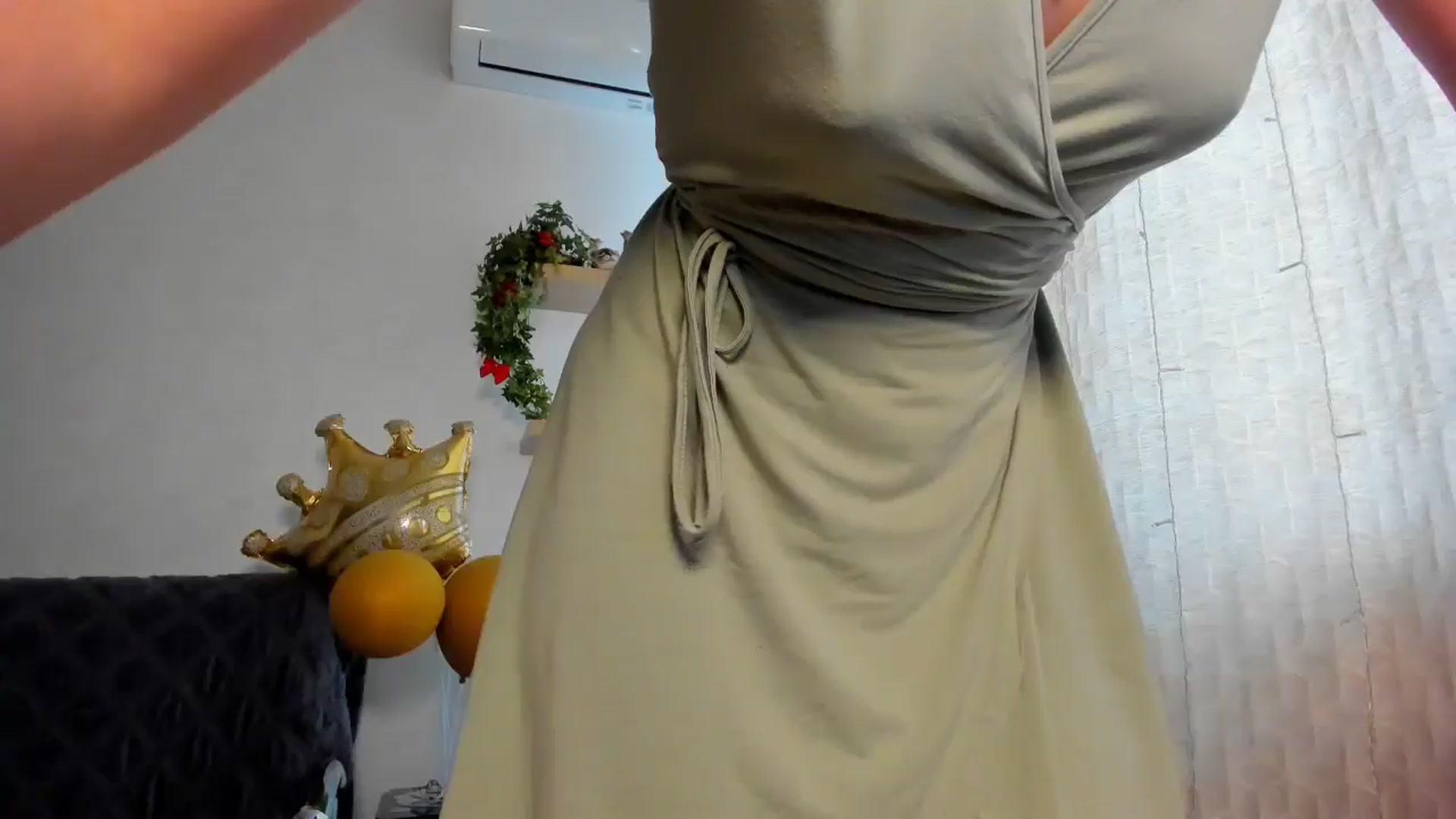 Gallery image thumbnail from WaveOfLove's myfreecams stream on, 02/13/2025, 11:16 image 4 of 20