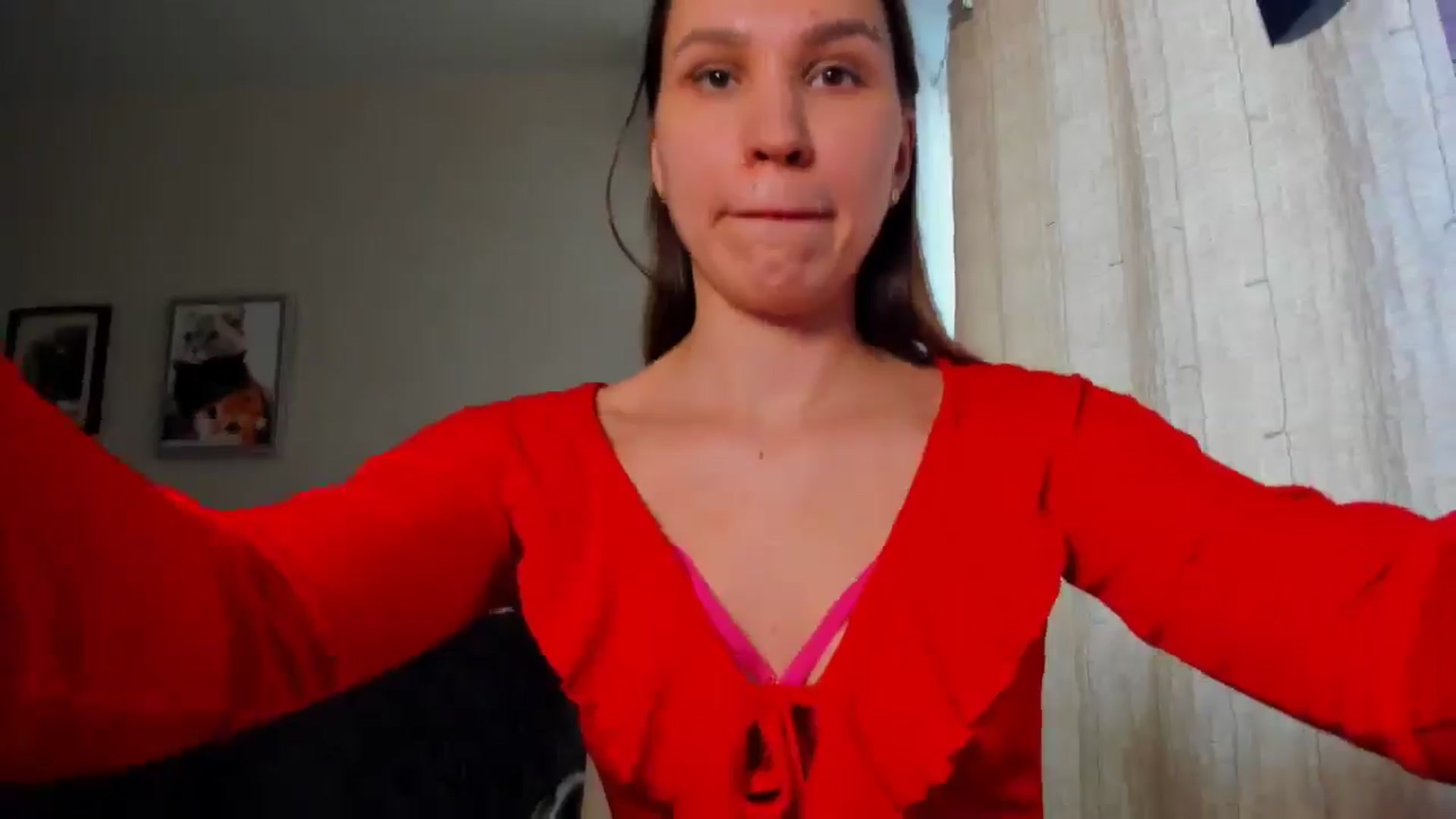 Gallery image thumbnail from WaveOfLove's myfreecams stream on, 02/13/2025, 12:02 image 18 of 20