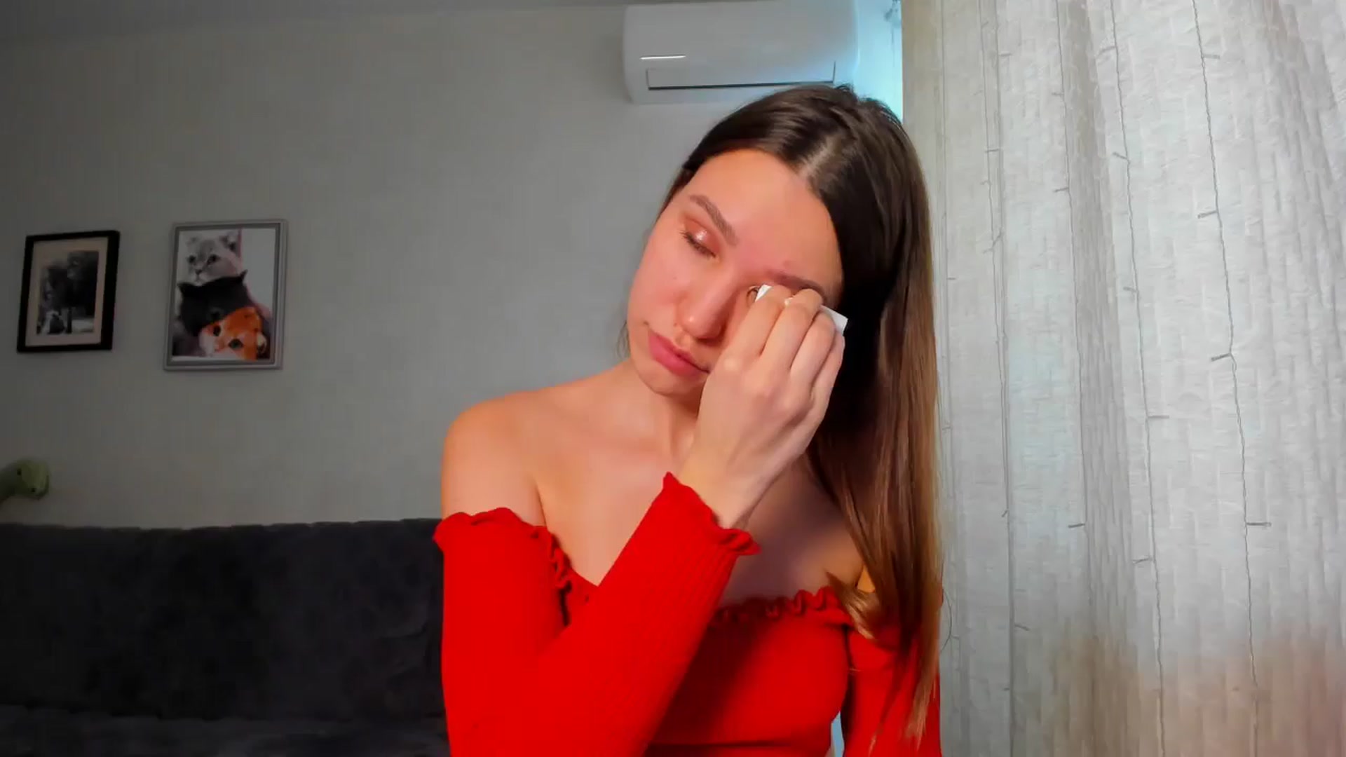 Gallery image thumbnail from WaveOfLove's myfreecams stream on, 02/14/2025, 11:25 image 4 of 20