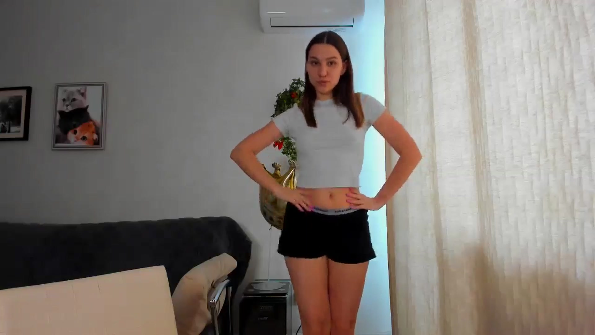 Gallery image thumbnail from WaveOfLove's myfreecams stream on, 02/26/2025, 11:44 image 2 of 20