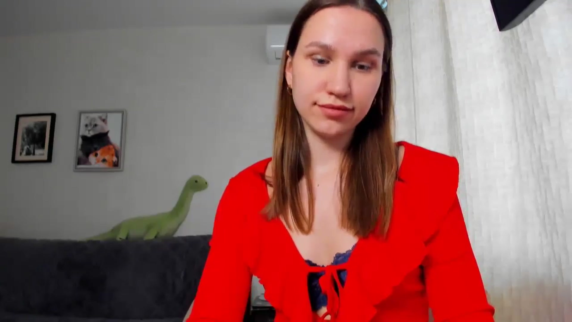 Gallery image thumbnail from WaveOfLove's myfreecams stream on, 03/05/2025, 11:06 image 6 of 20
