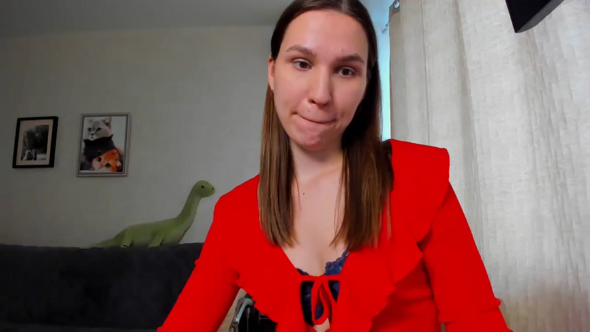 Gallery image thumbnail from WaveOfLove's myfreecams stream on, 03/05/2025, 11:06 image 13 of 20