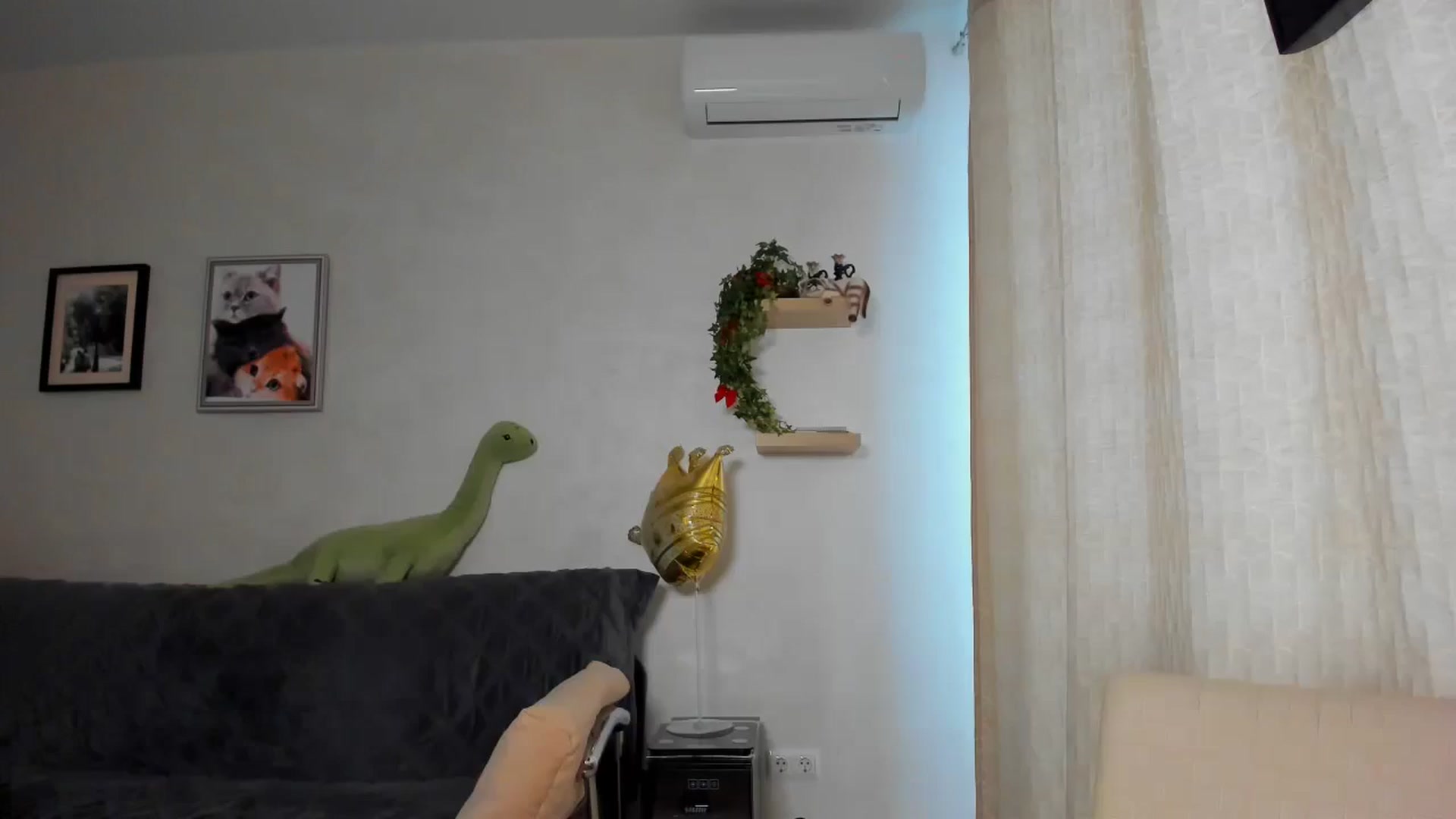 Gallery image thumbnail from WaveOfLove's myfreecams stream on, 03/05/2025, 11:57 image 20 of 20