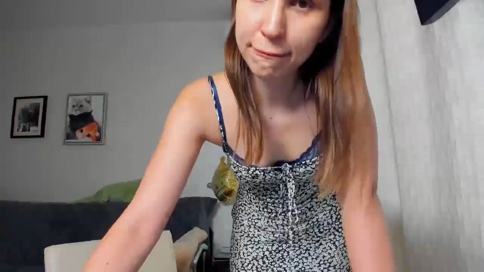 Gallery image thumbnail from WaveOfLove's myfreecams stream on, 03/05/2025, 12:49 image 8 of 20