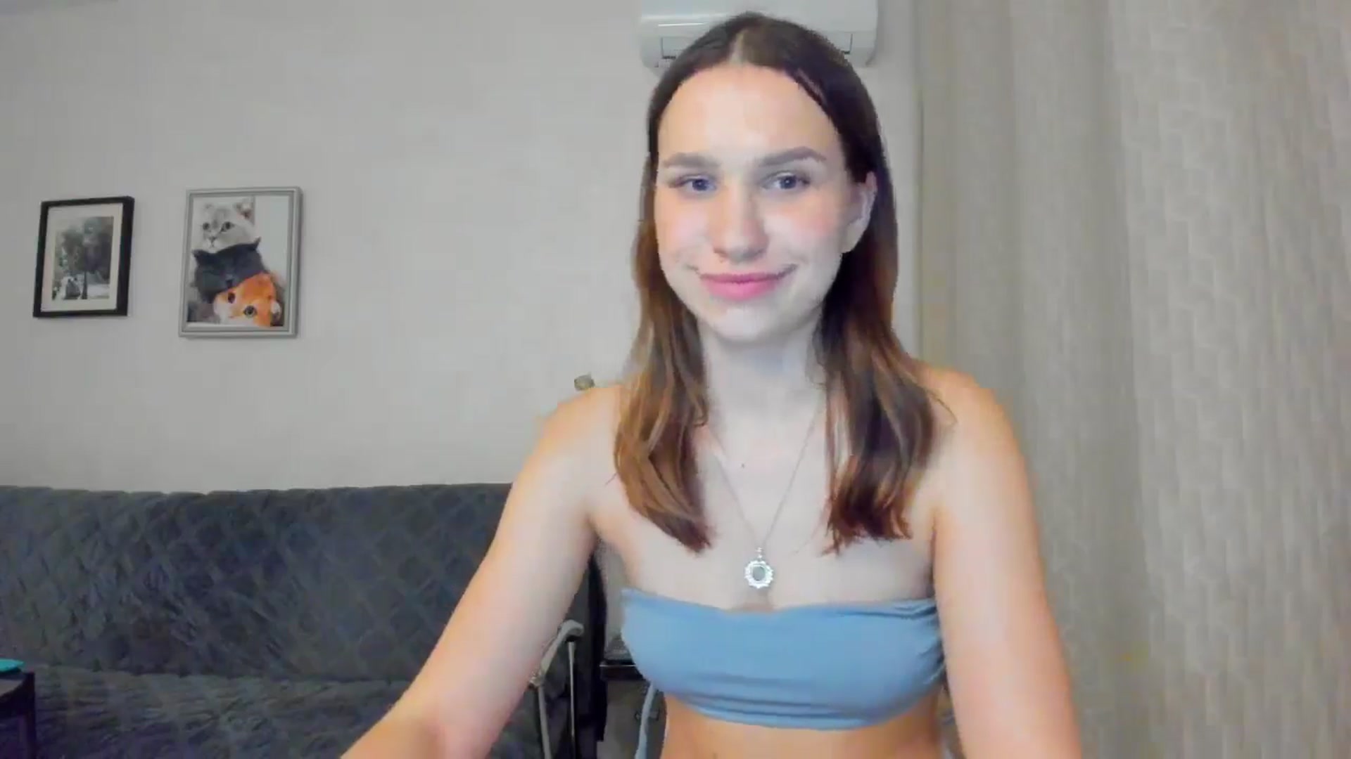 Gallery image thumbnail from WaveOfLove's myfreecams stream on, 03/07/2025, 20:41 image 16 of 20