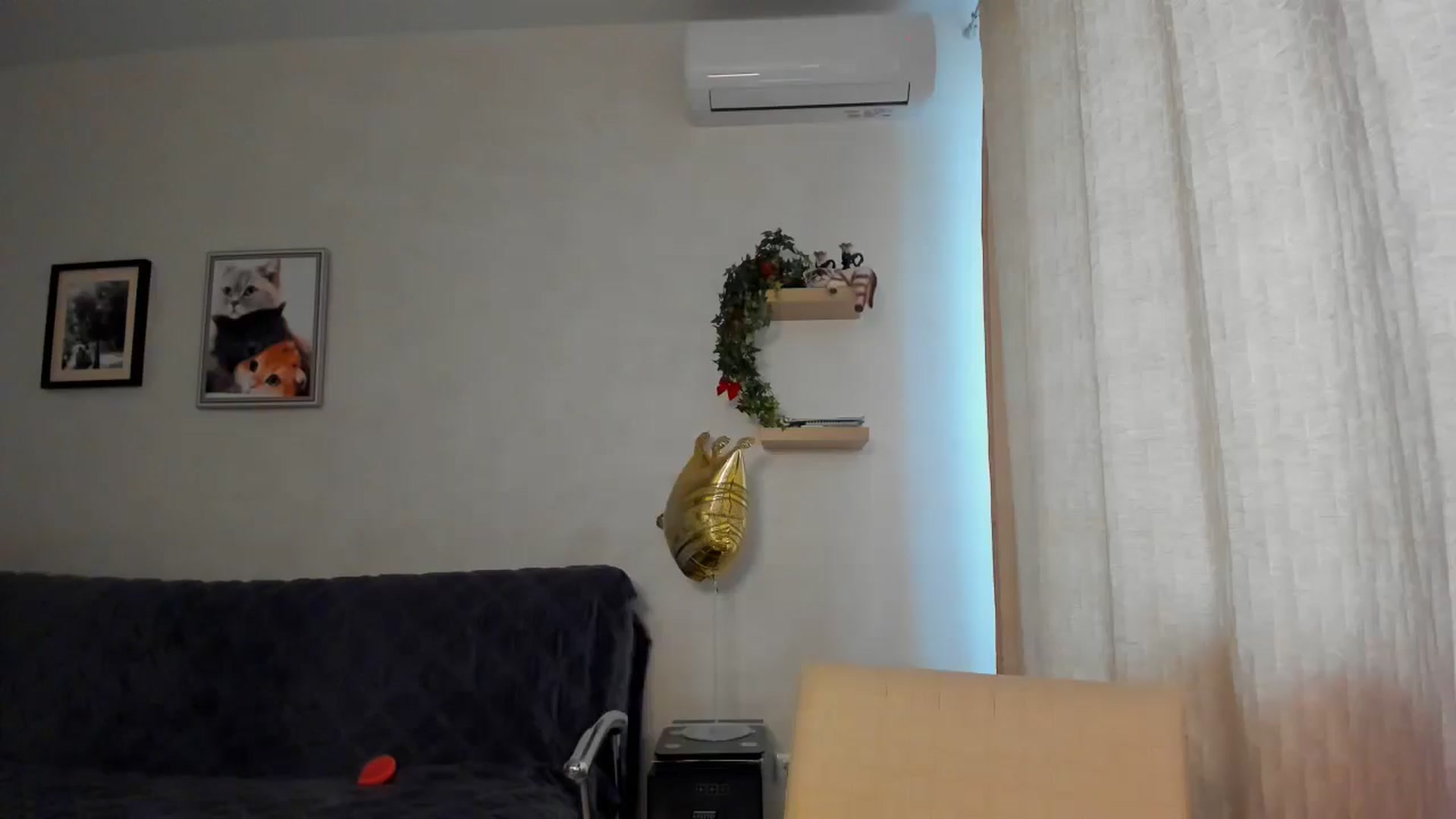 Gallery image thumbnail from WaveOfLove's myfreecams stream on, 03/12/2025, 12:37 image 17 of 20