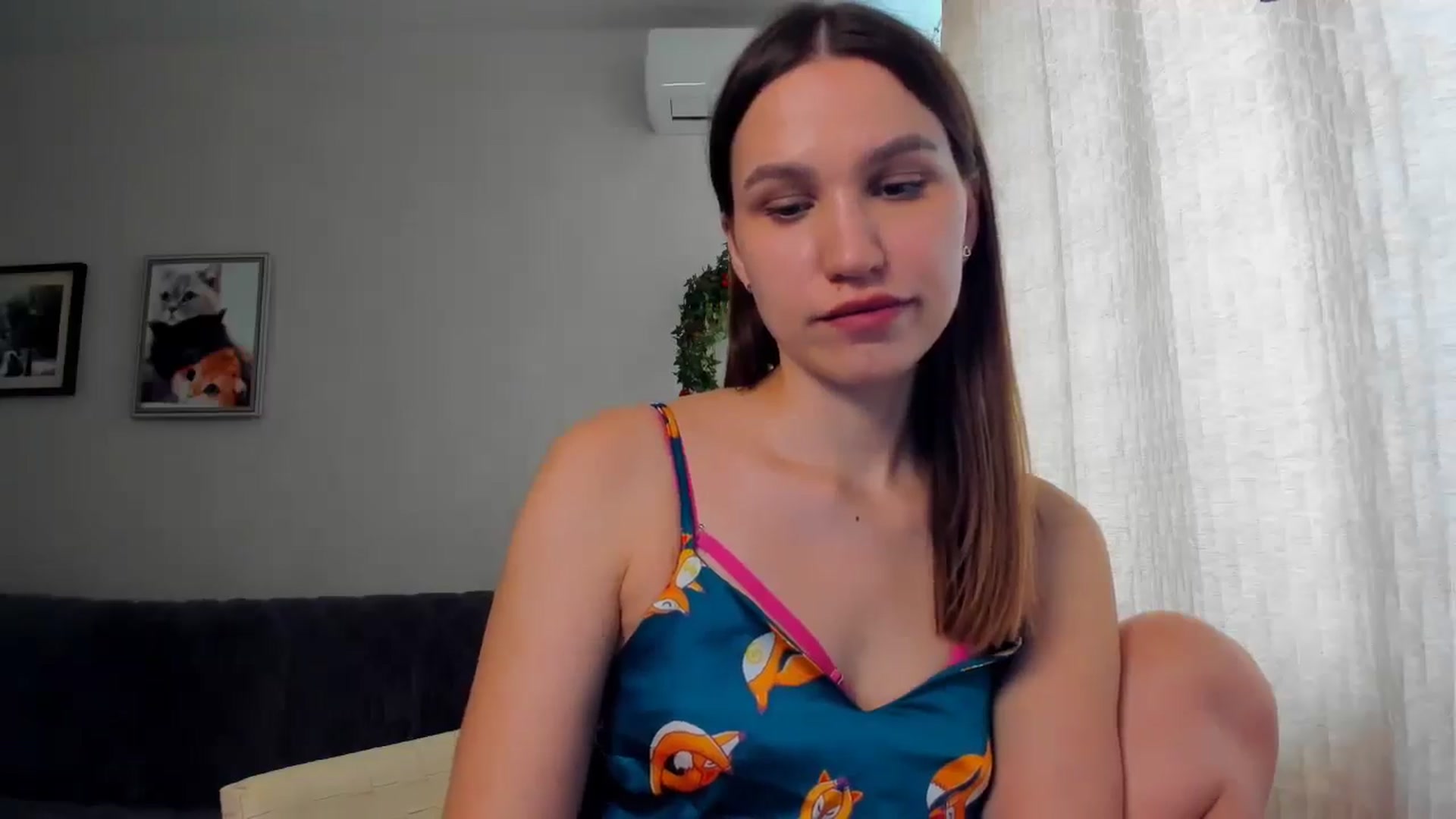 Gallery image thumbnail from WaveOfLove's myfreecams stream on, 03/13/2025, 12:38 image 11 of 20