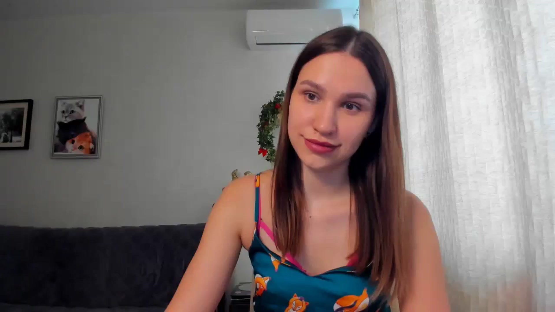 Gallery image thumbnail from WaveOfLove's myfreecams stream on, 03/13/2025, 12:38 image 7 of 20