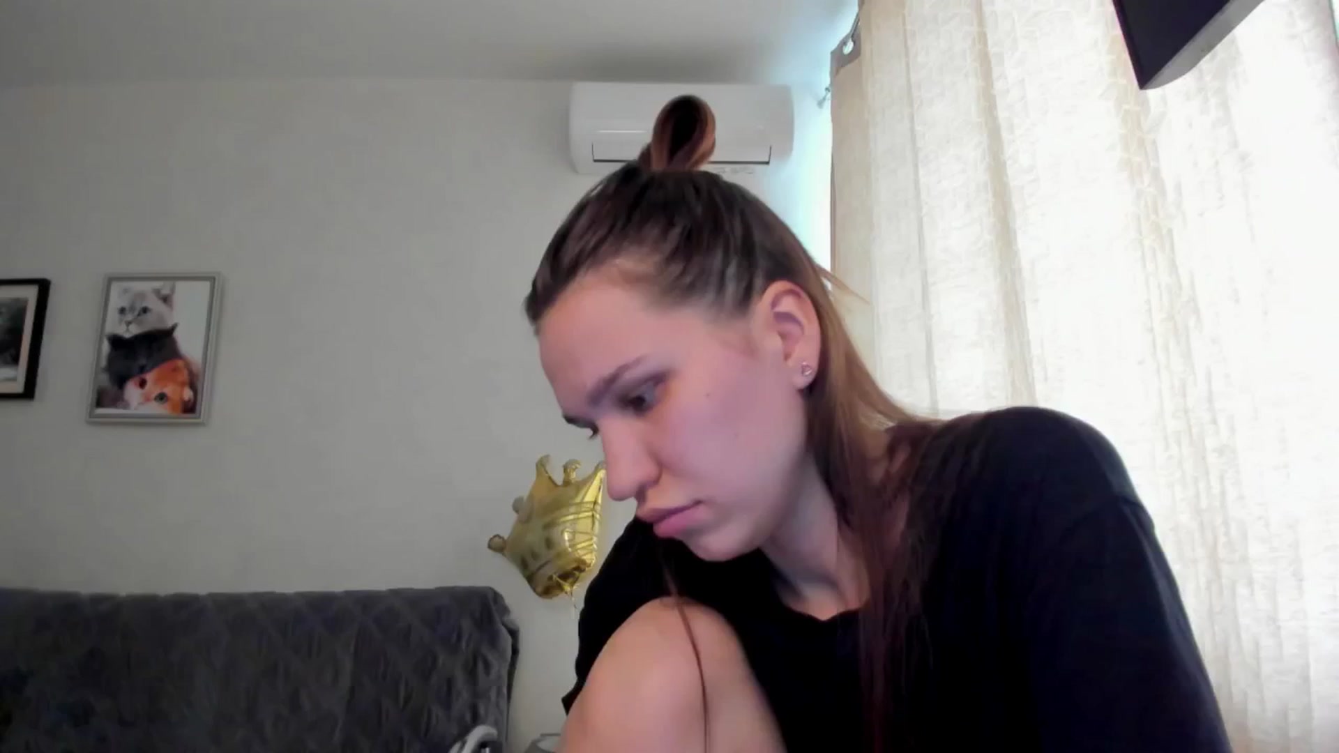 Gallery image thumbnail from WaveOfLove's myfreecams stream on, 03/14/2025, 12:41 image 12 of 20