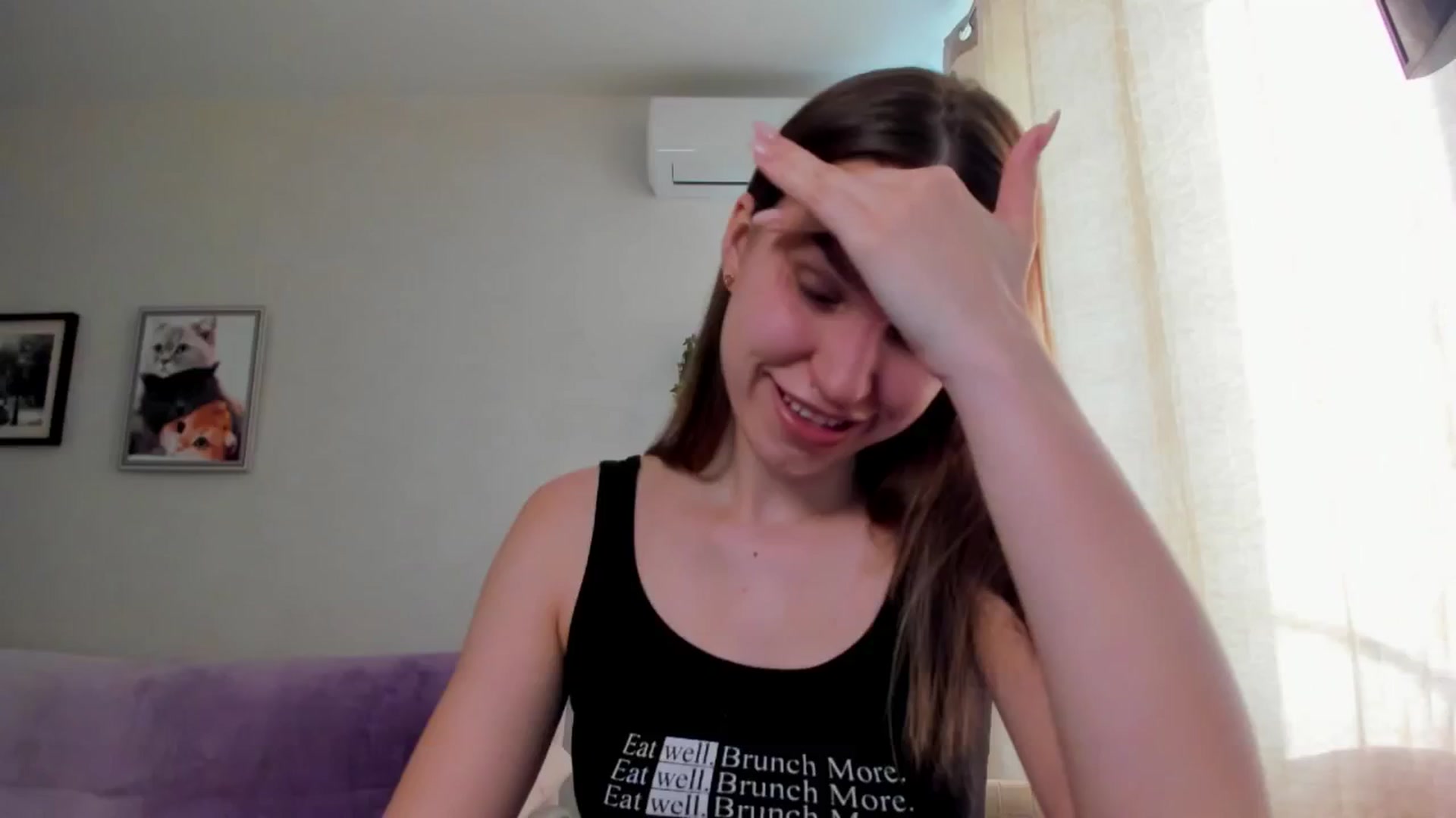 Gallery image thumbnail from WaveOfLove's myfreecams stream on, 03/20/2025, 14:57 image 7 of 20