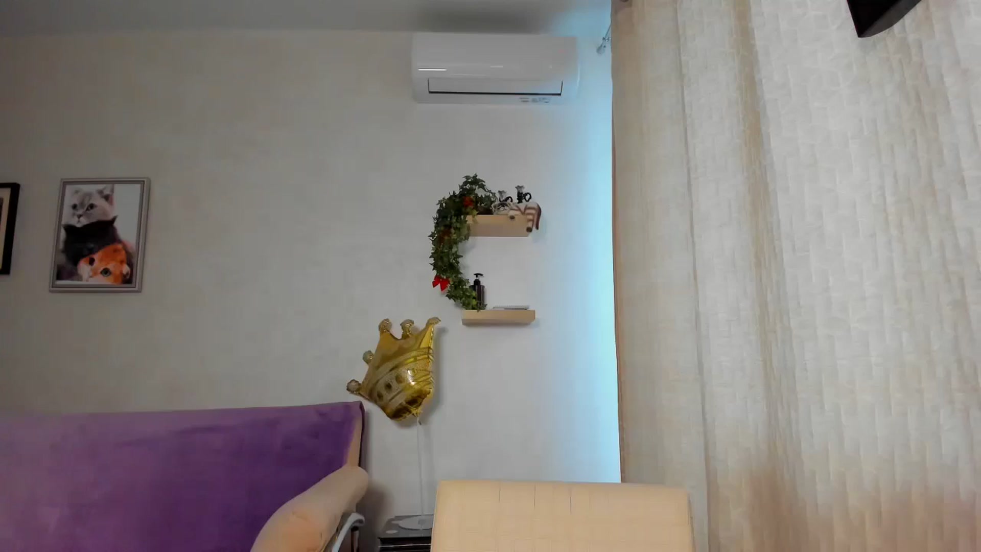 Gallery image thumbnail from WaveOfLove's myfreecams stream on, 03/27/2025, 12:24 image 18 of 20