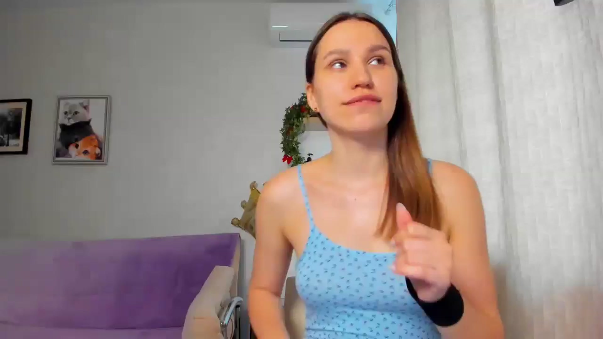 Gallery image thumbnail from WaveOfLove's myfreecams stream on, 03/28/2025, 13:03 image 1 of 20