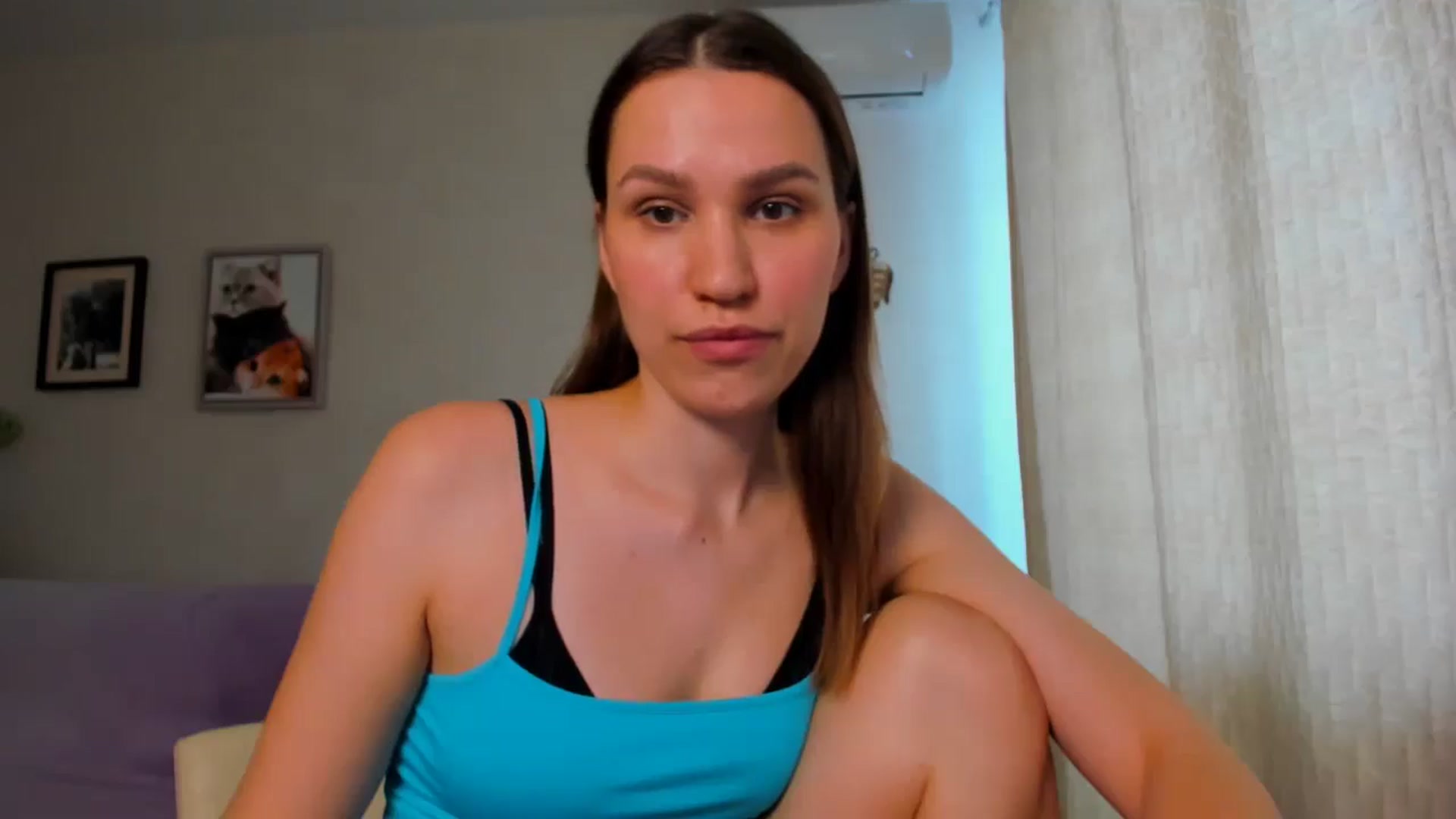 Gallery image thumbnail from WaveOfLove's myfreecams stream on, 04/01/2025, 10:00 image 3 of 20