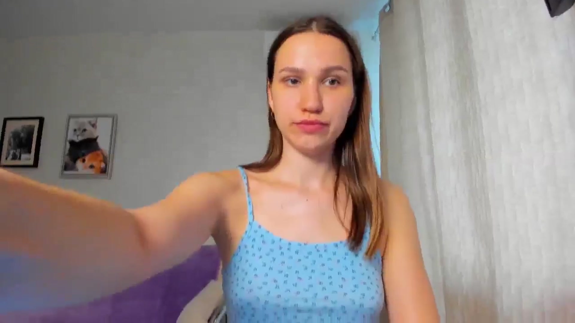 Gallery image thumbnail from WaveOfLove's myfreecams stream on, 04/02/2025, 14:02 image 14 of 20