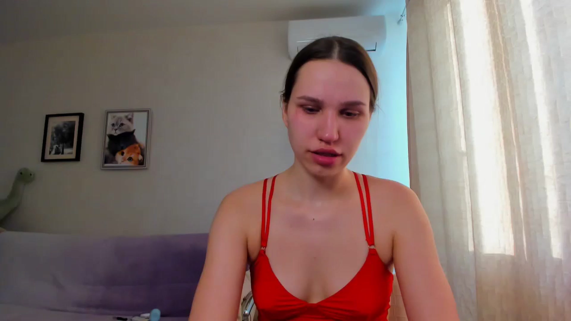 Gallery image thumbnail from WaveOfLove's myfreecams stream on, 04/03/2025, 14:41 image 19 of 20